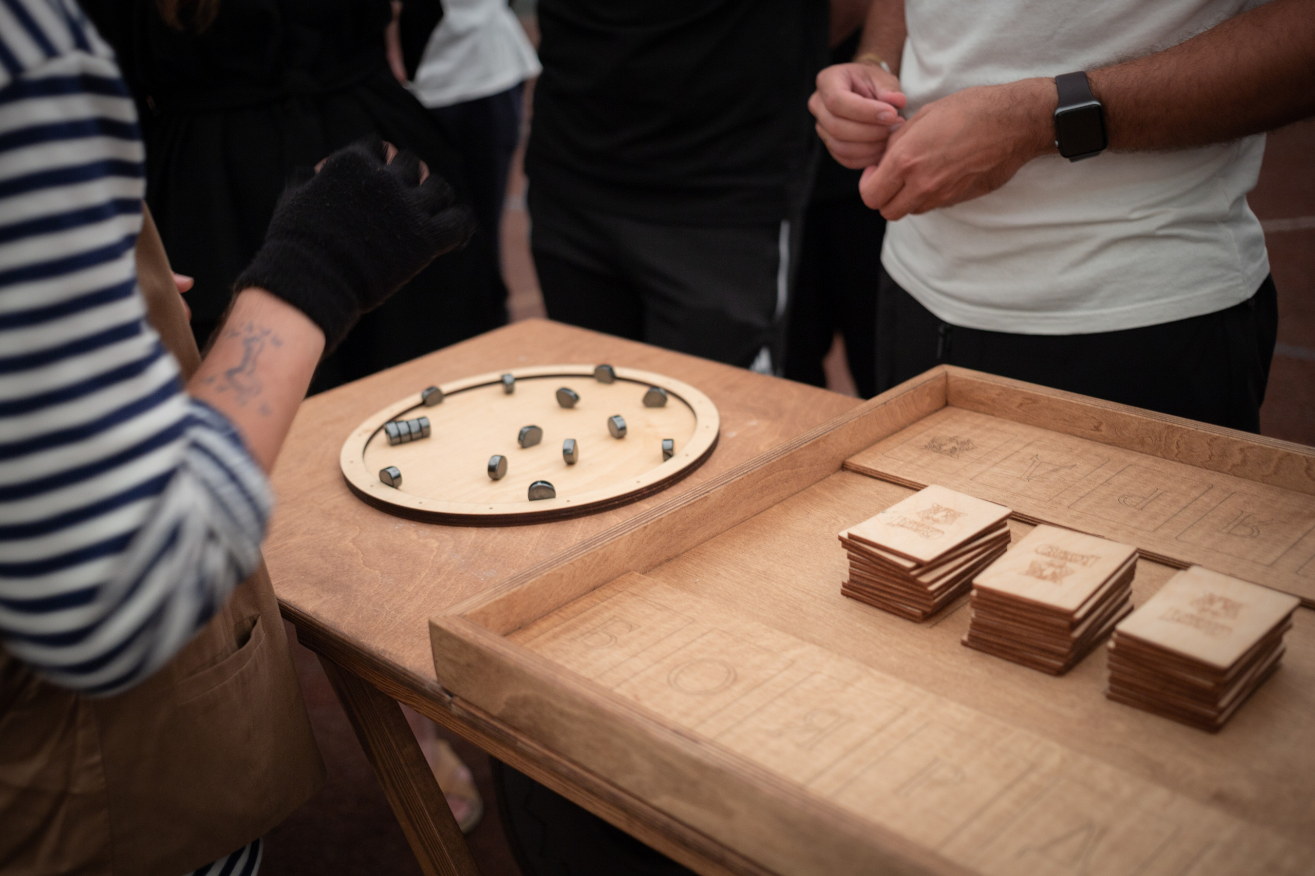 Фотосъемка Форт Боярд в СПБ, репортаж про корпоратив в стиле игры. Портретные фотосессии, контент-съемки, репортаж