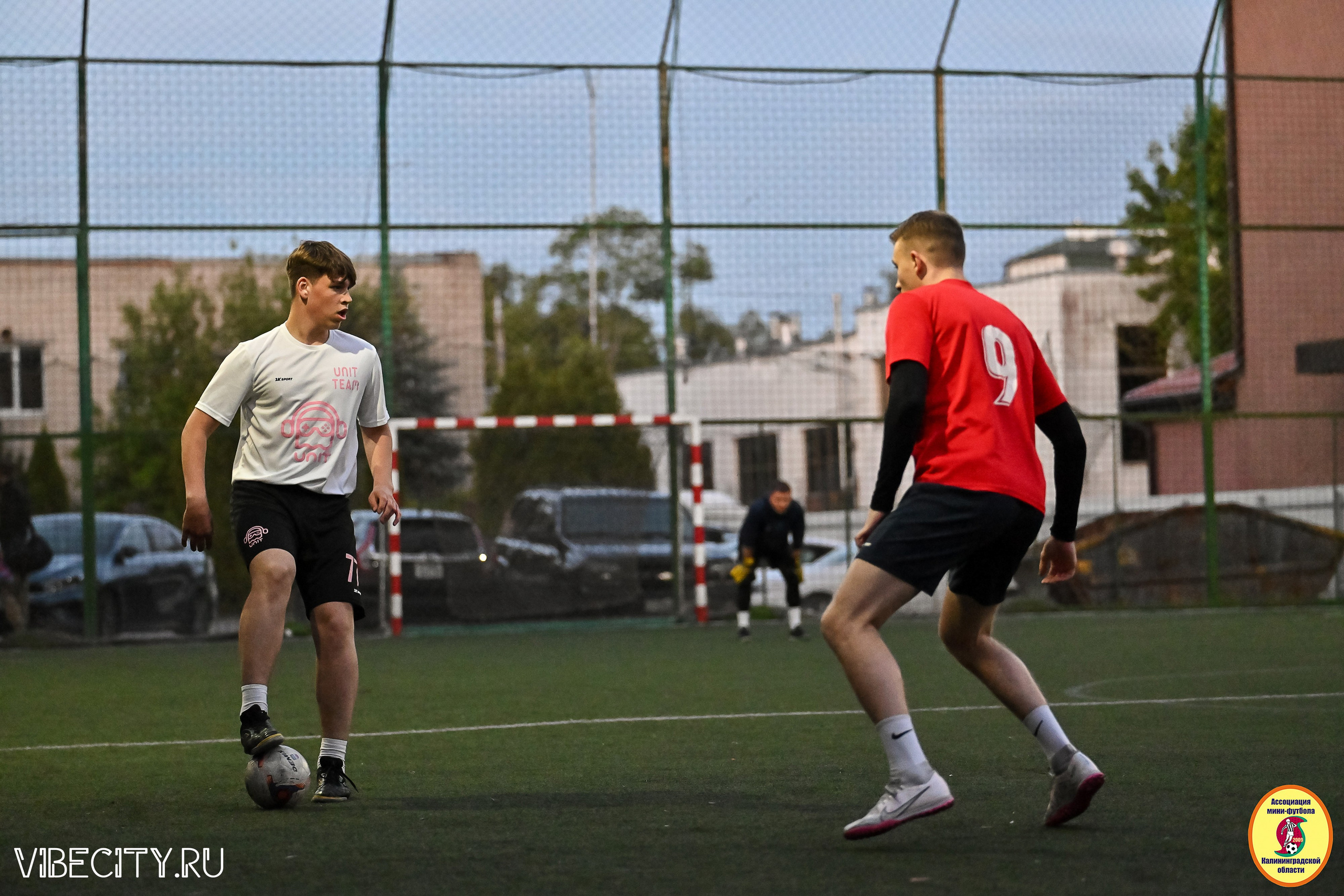 ИГРЫ МИНИ-ФУТБОЛЬНОЙ И КОРПОРАТИВНОЙ ЛИГИ. VIBECITY.RU Вайб Сити Ру Фоторепортажи Фотоотчеты Калининград