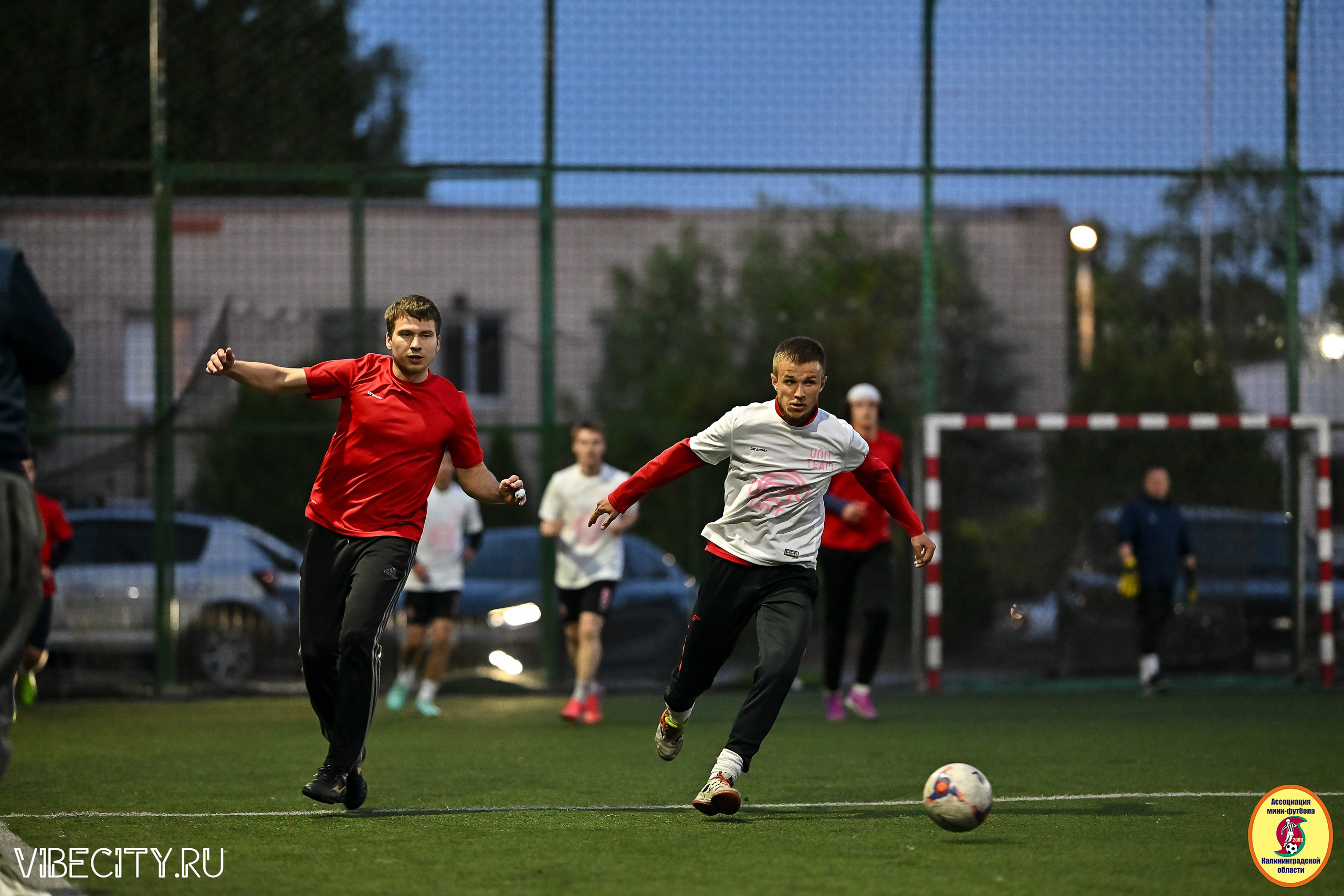 ИГРЫ МИНИ-ФУТБОЛЬНОЙ И КОРПОРАТИВНОЙ ЛИГИ. VIBECITY.RU Вайб Сити Ру Фоторепортажи Фотоотчеты Калининград
