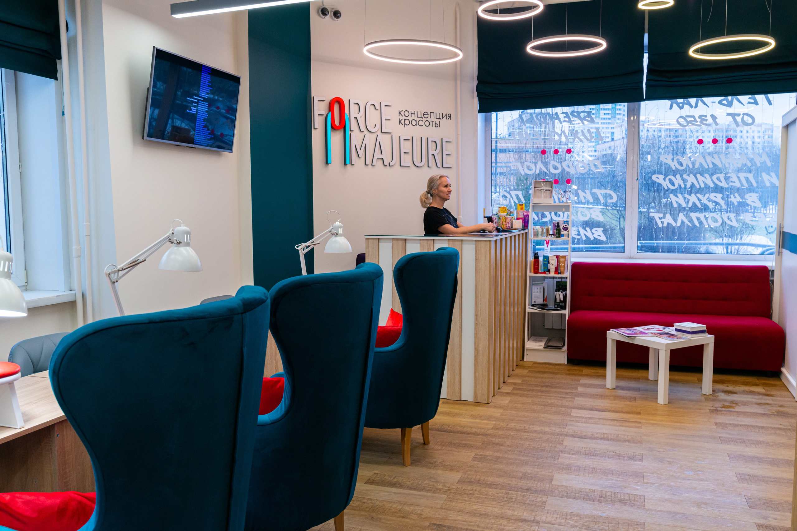 Интерьерная фотосъёмка салонов красоты Force Majeure. Репортажный и персональный фотограф в Москве