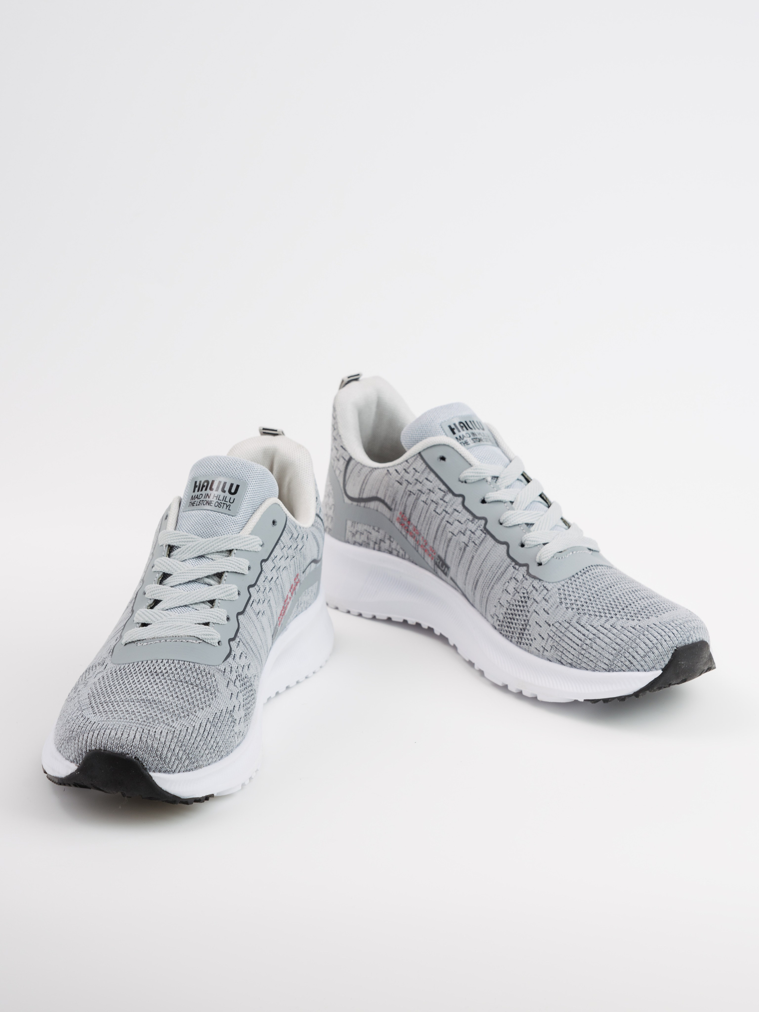 Предметная съемка и продакшн видео обуви для каталога, сайта, маркетплейсов. Студия коммерческой съемки ХВОЯ