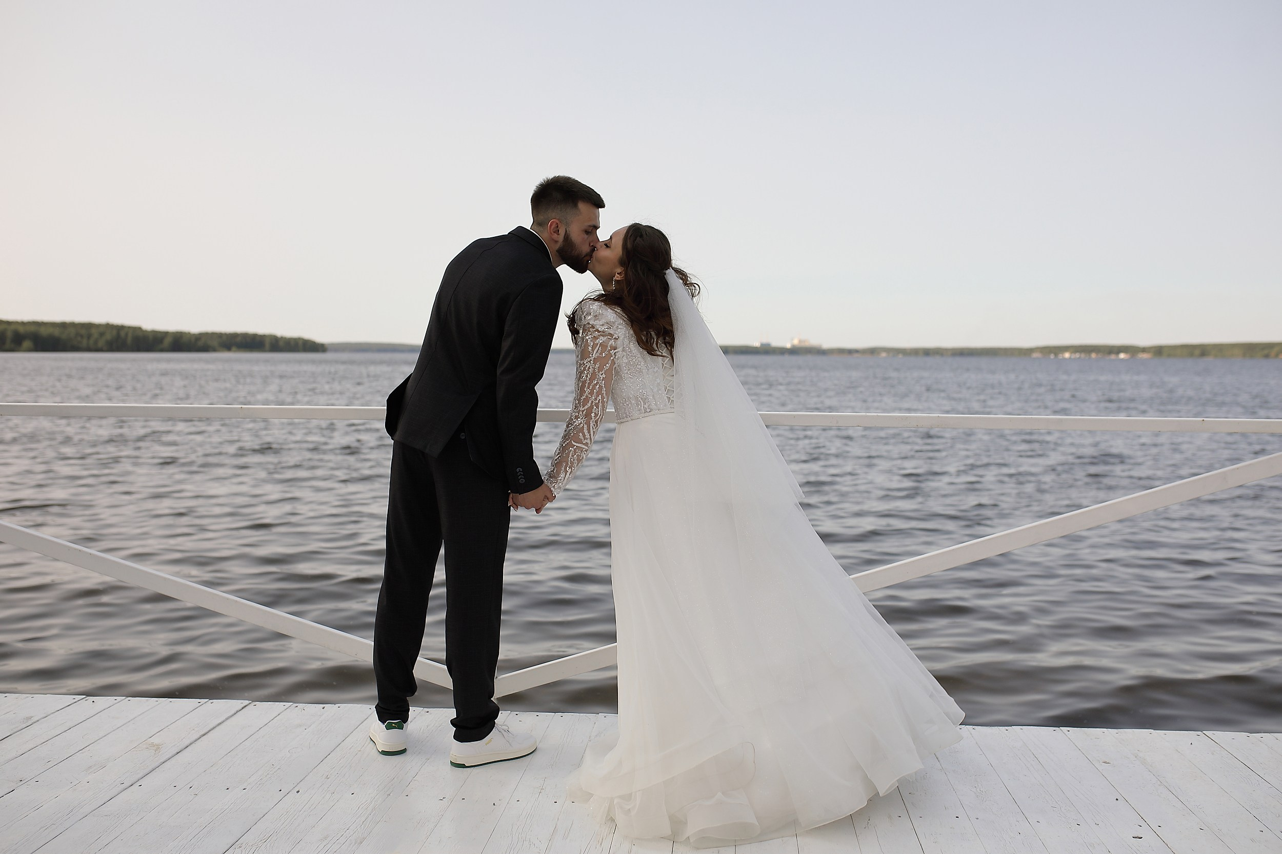 Свадебный фотограф и видеограф Екатеринбург. Свадебный и семейный фотограф и видеограф в Екатеринбурге Полянские Тимур и Анастасия