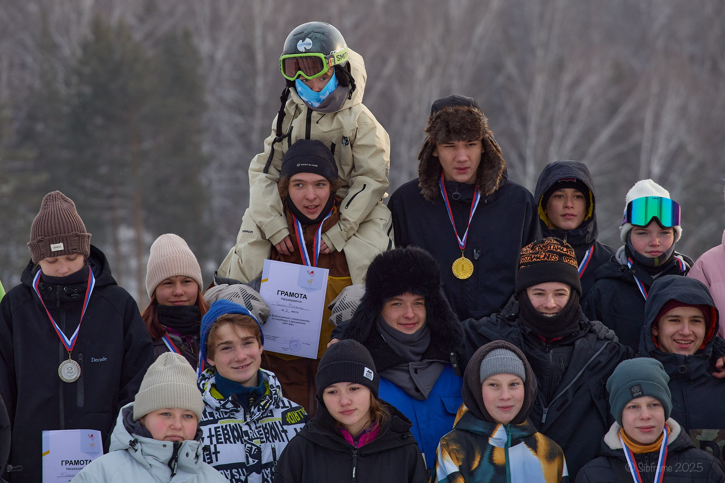 Всероссийские соревнованиях по сноуборду в дисциплине Биг-эйр в Томске. Коммерческий фотограф для бизнеса в Томске Дмитрий Ельчанинов