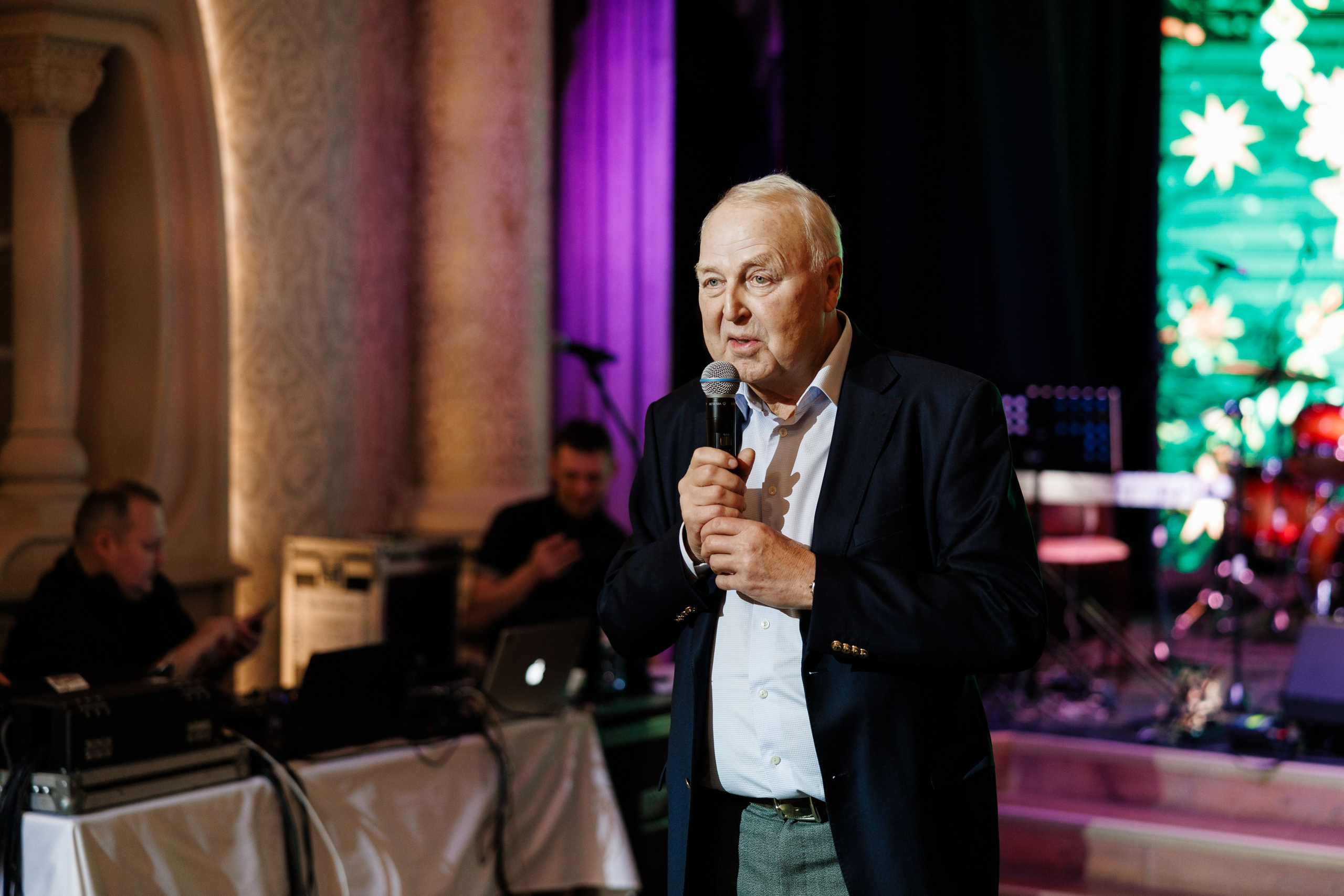 Новогодний корпоратив в ресторане Тройка. Фотограф в Санкт-Петербурге — Сергей Петров