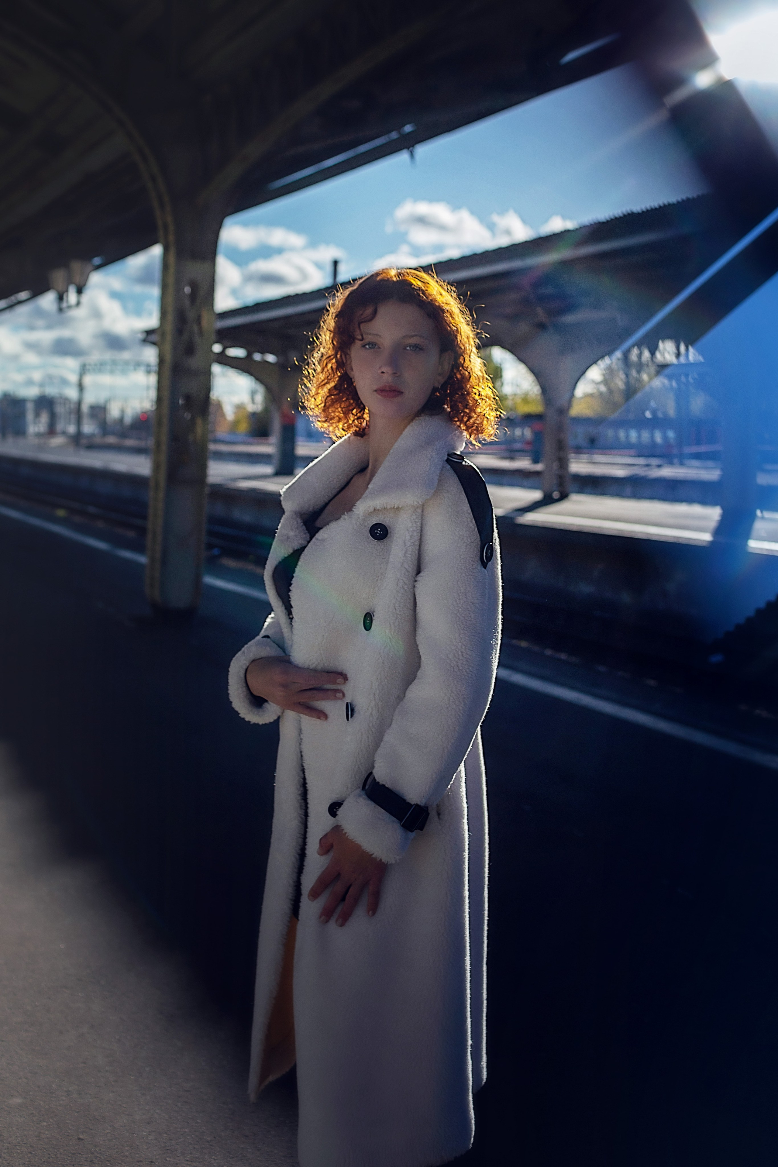 Кира. Витебский вокзал. Семейный фотограф в Санкт-Петербурге