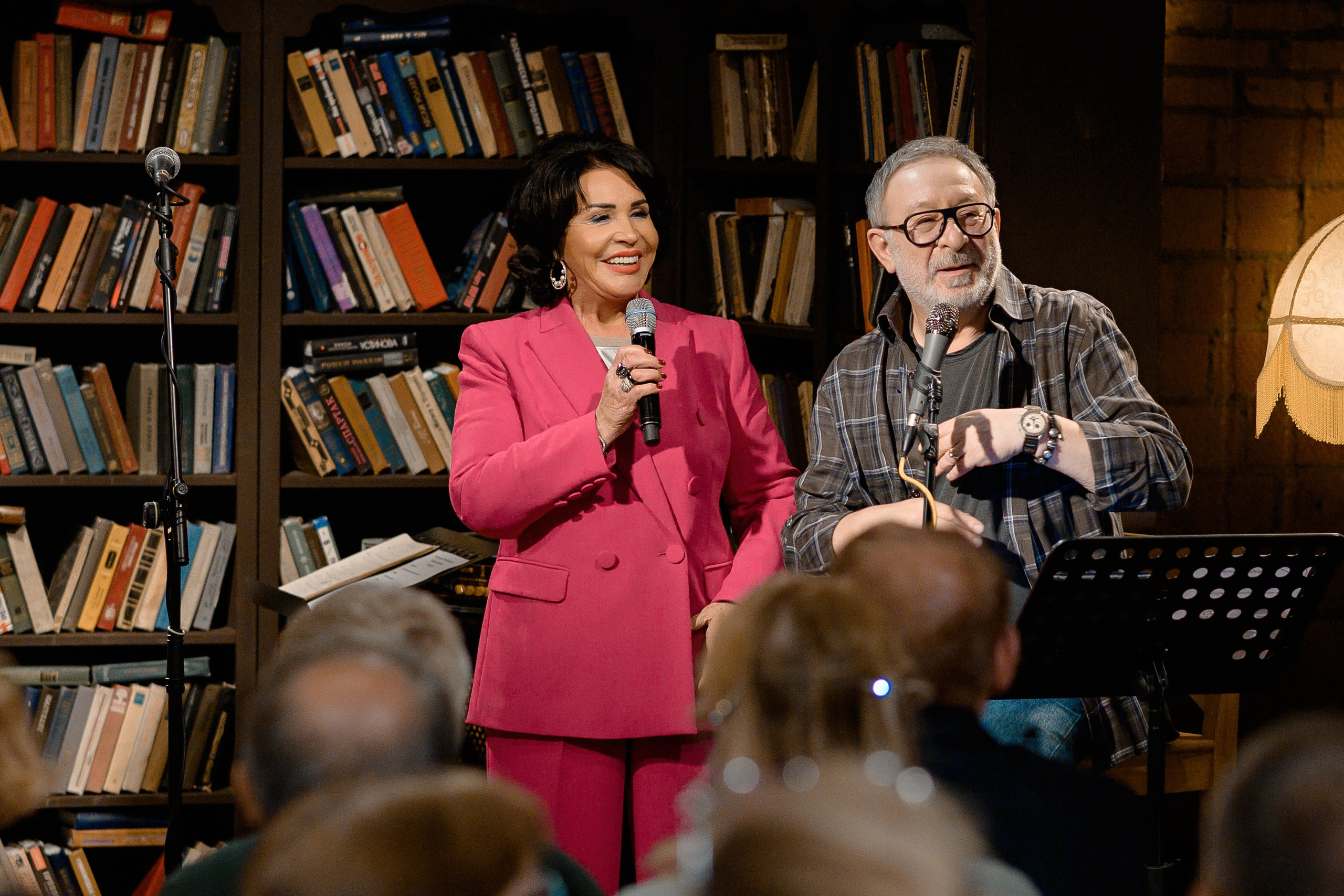 КВАРТИРНИК У МАРГУЛИСА. РЕПОРТАЖНЫЙ И БИЗНЕС ФОТОГРАФ В МОСКВЕ, ЕГОР НИКОЛАЕВ