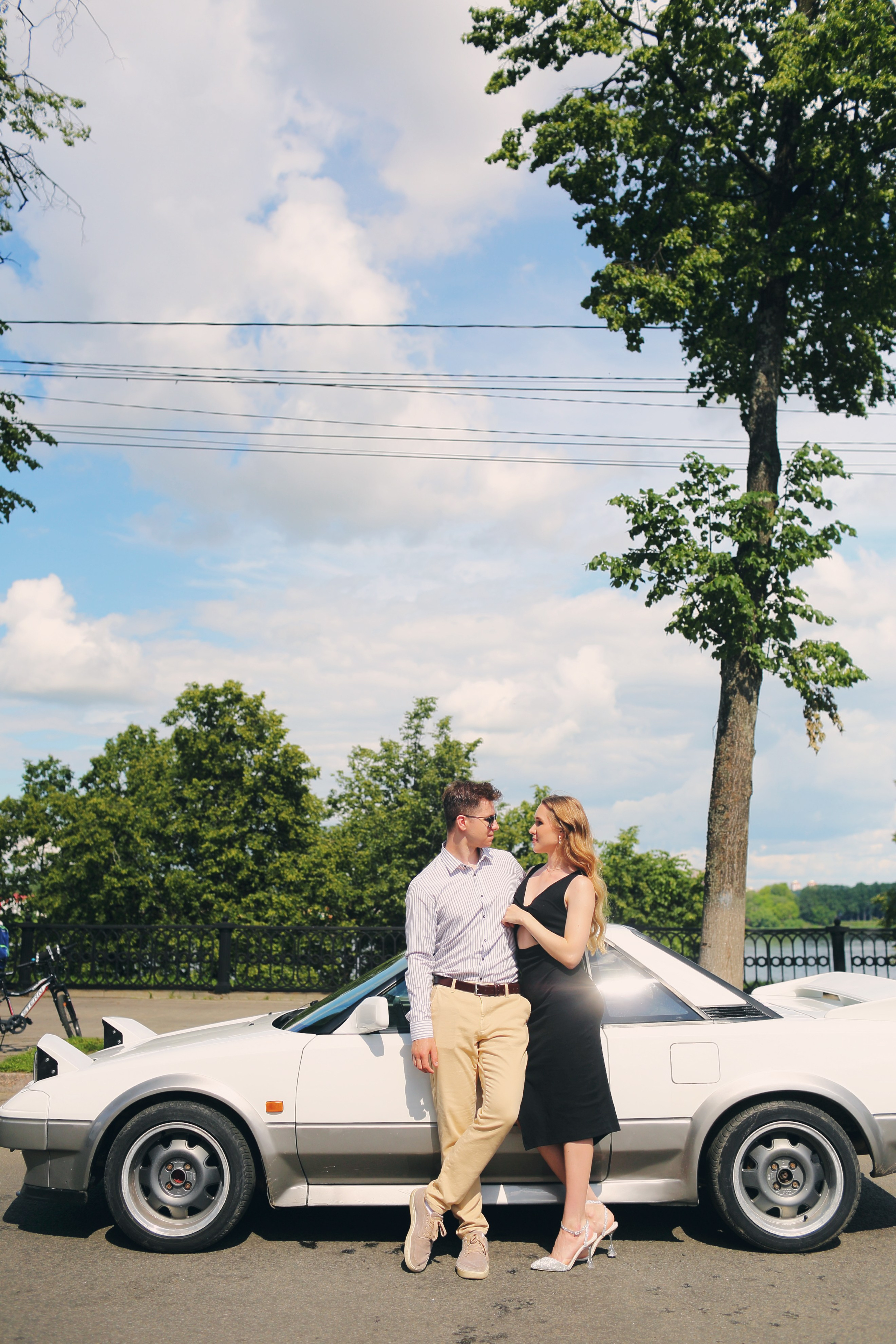 Съемка пары в отеле, на природе, в городе. Свадебный и репортажный фотограф в Ярославле и Санкт-Петербурге Роман Микрюков