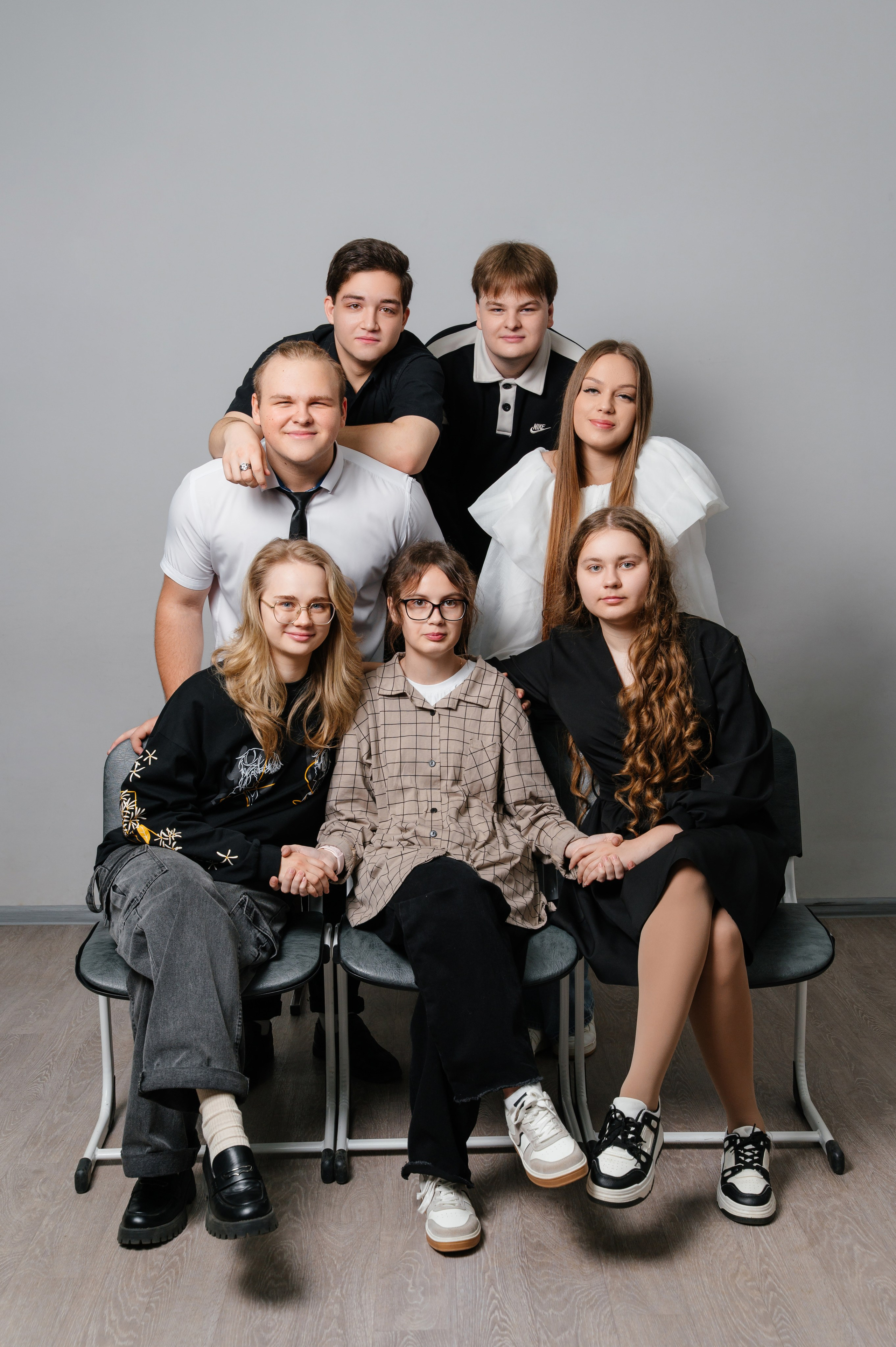 Групповые фото. Старшая школа. Твой Выпускной альбом Москва Новомосковск Кимовск