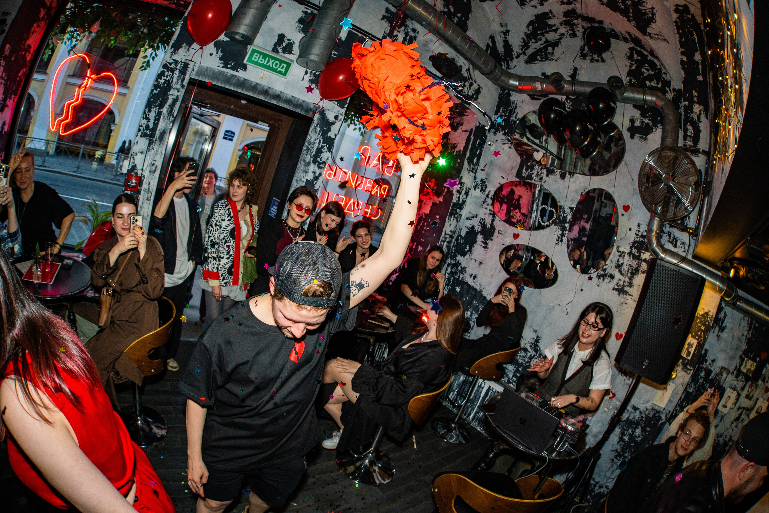 День рождения Бара разбитых сердец. Концертный и репортажный фотограф в Санкт-Петербурге Слава Пахомов