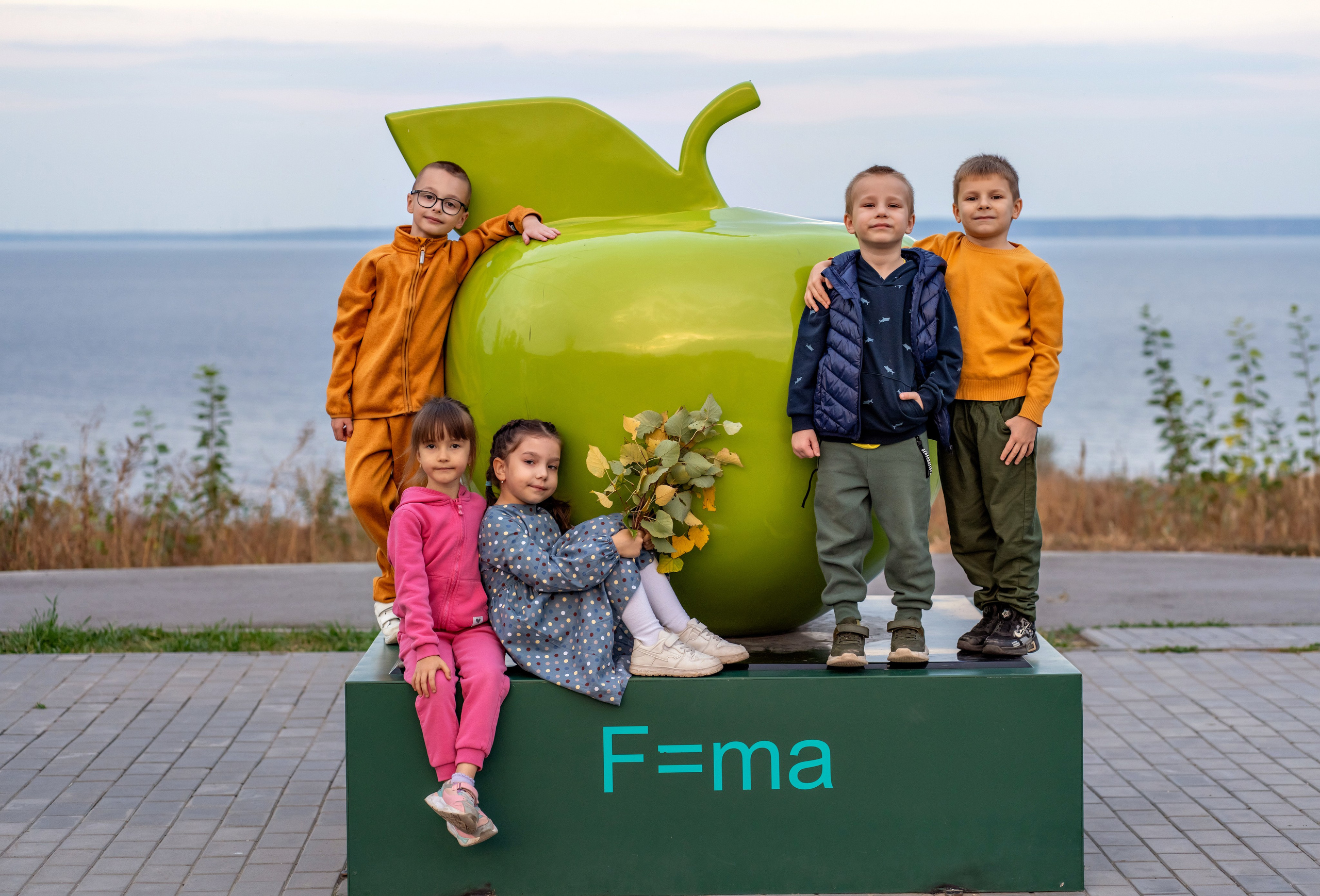 Альбом «Колокольчик» на 8 разворотов. Школьный и семейный фотограф в Ульяновске Елена Агафонова