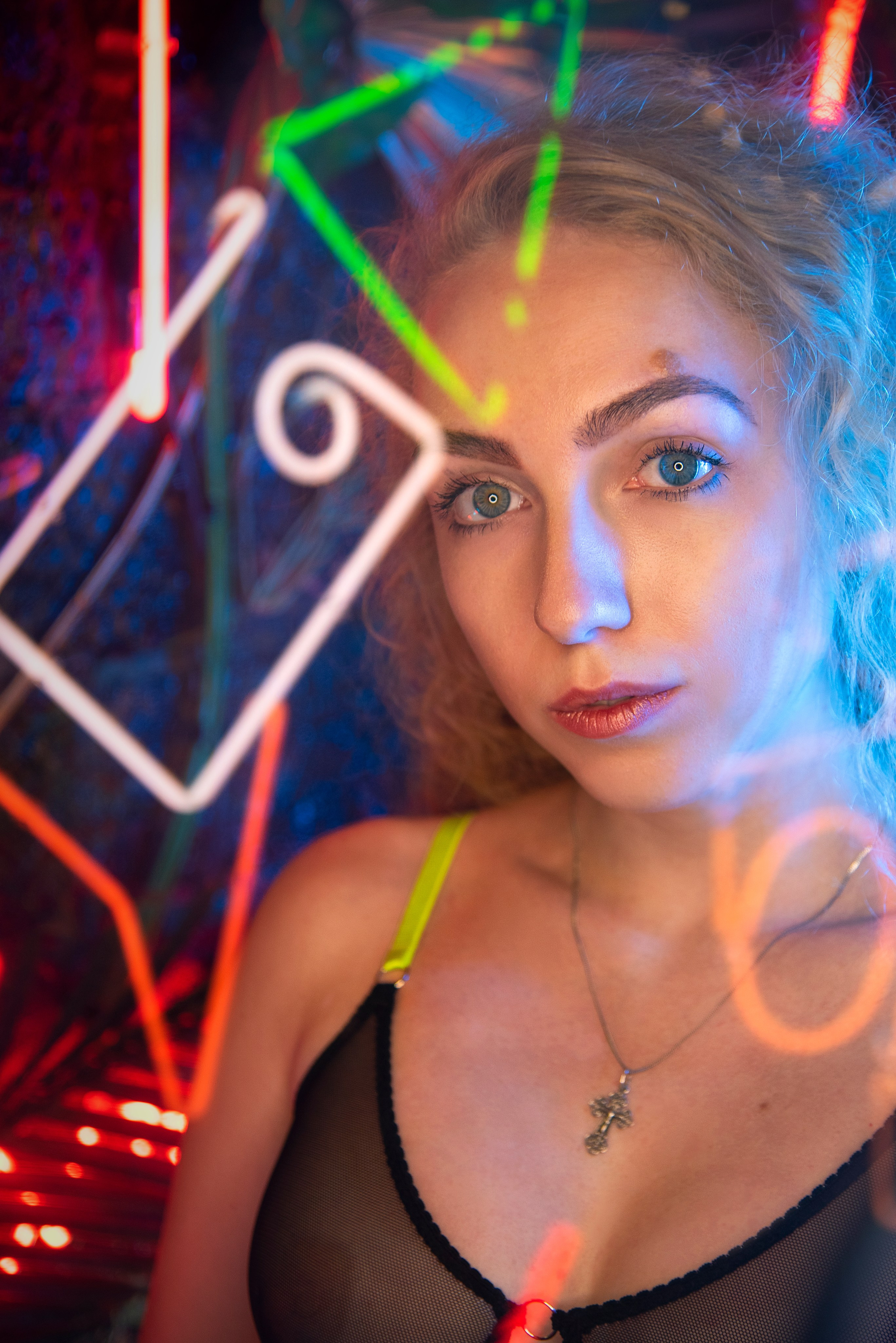 Творчество и эксперименты. Портретный и будуарный фотограф в Москве Никита Гребнев