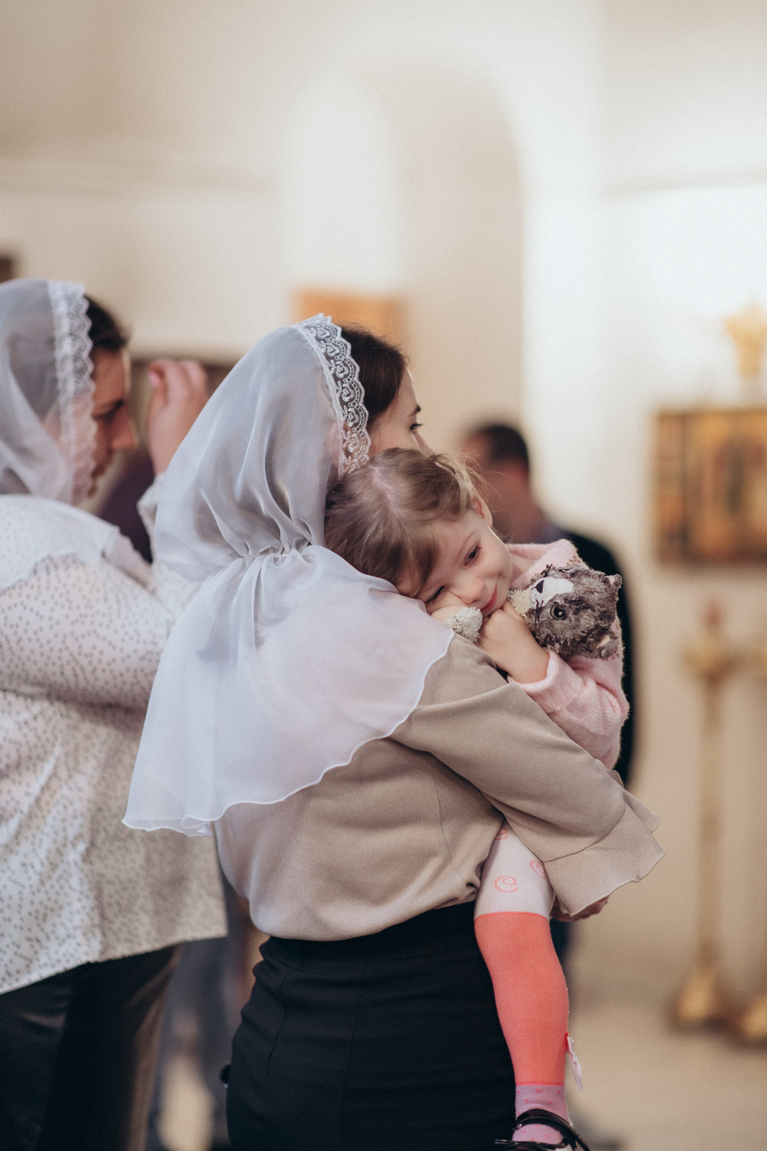 Крещение Веры. Фотограф на крещение в Рязани. Семейный фотограф