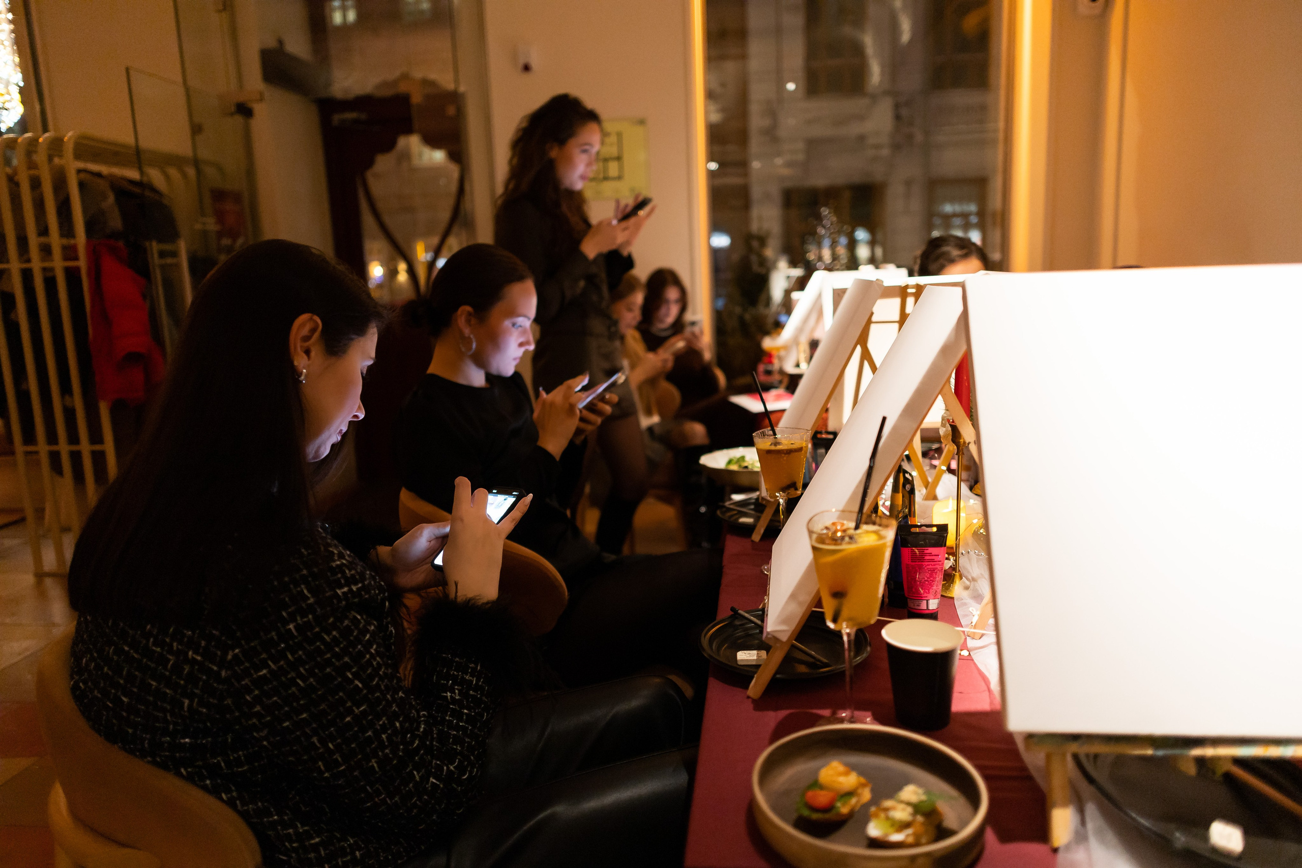 Арт вечер в Коза Тапас. Фотограф в Самаре и Самарской области Констанция