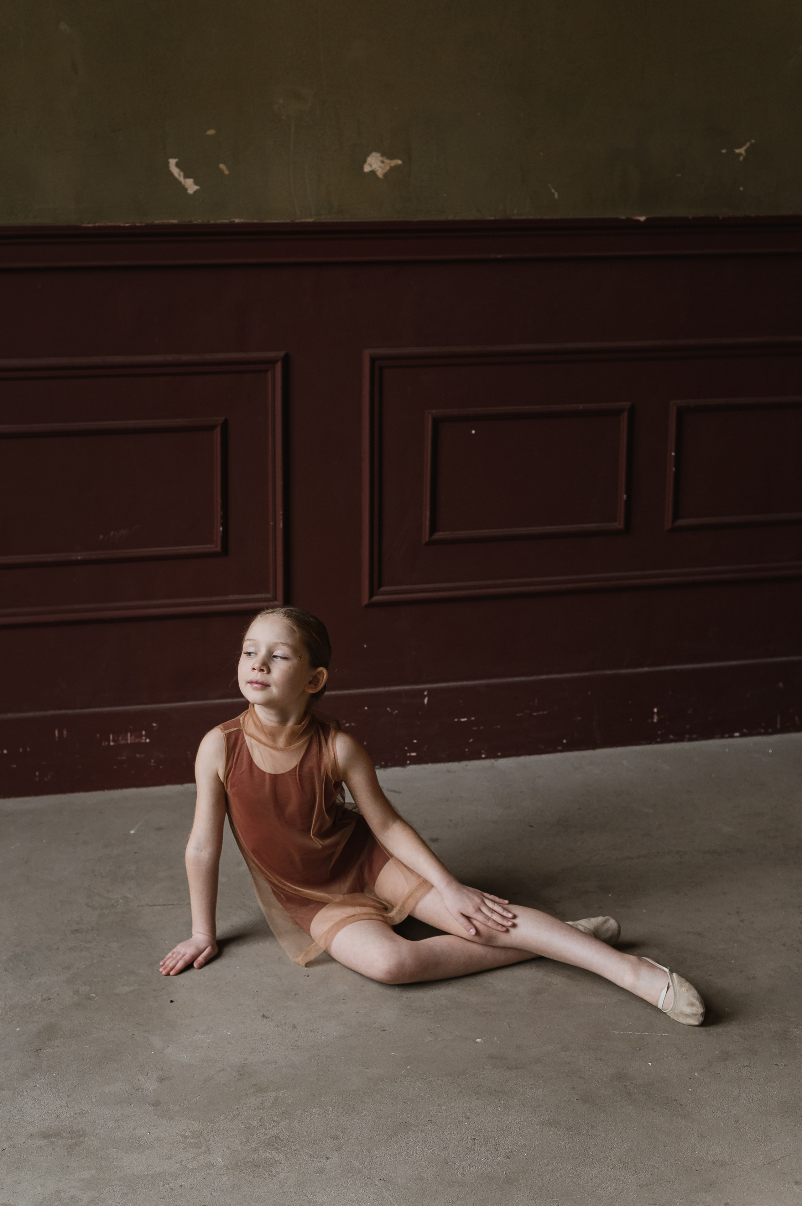 ВВЕРХ ДНОМ. SCULPTURE. Профессиональный репортажный, коммерческий фотограф в Санкт-Петербурге