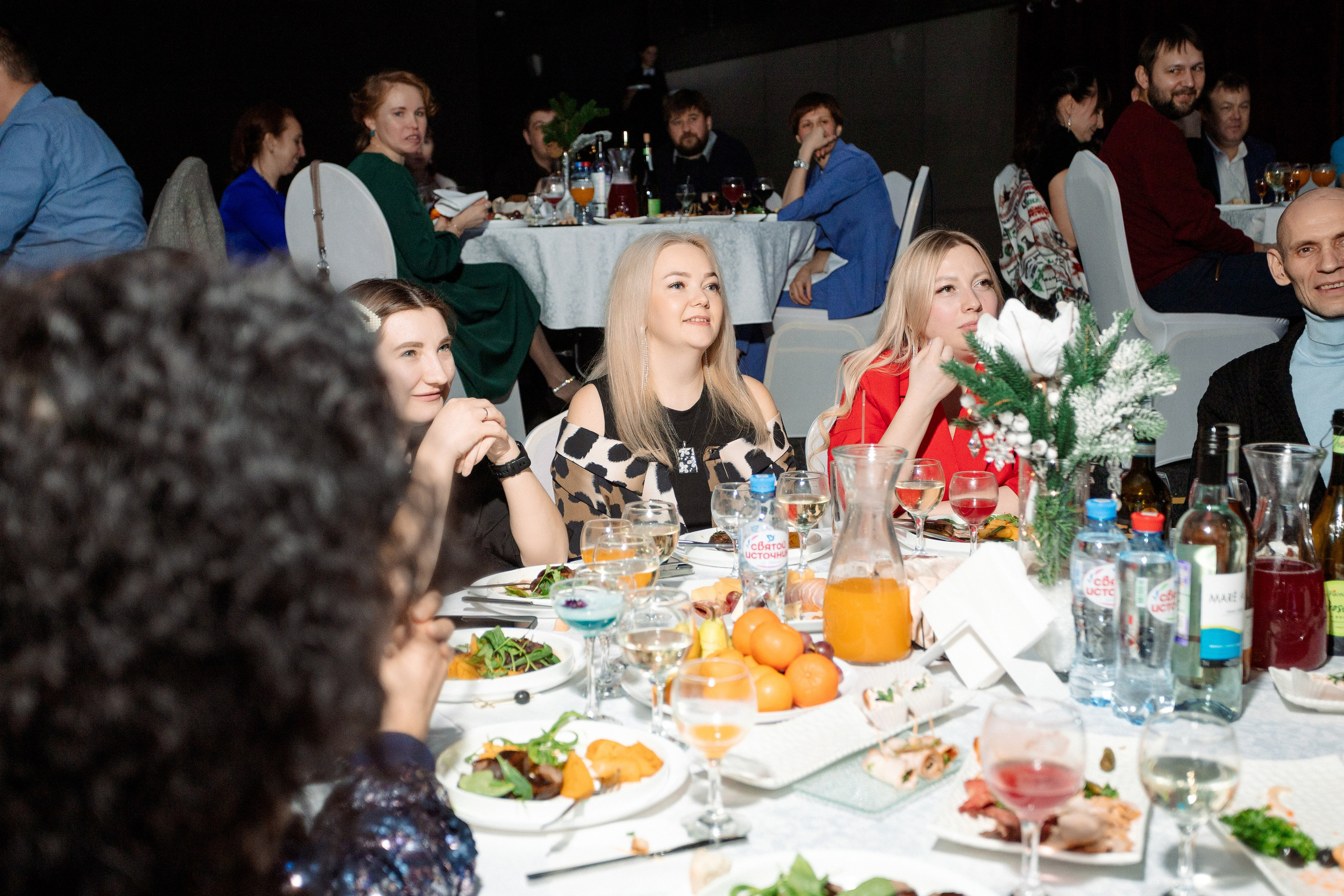 РЕПОРТАЖ: НОВЫЙ ГОД В ДК МЕТАЛЛУРГ. Профессиональный фотограф в Ижевске Леша Петров