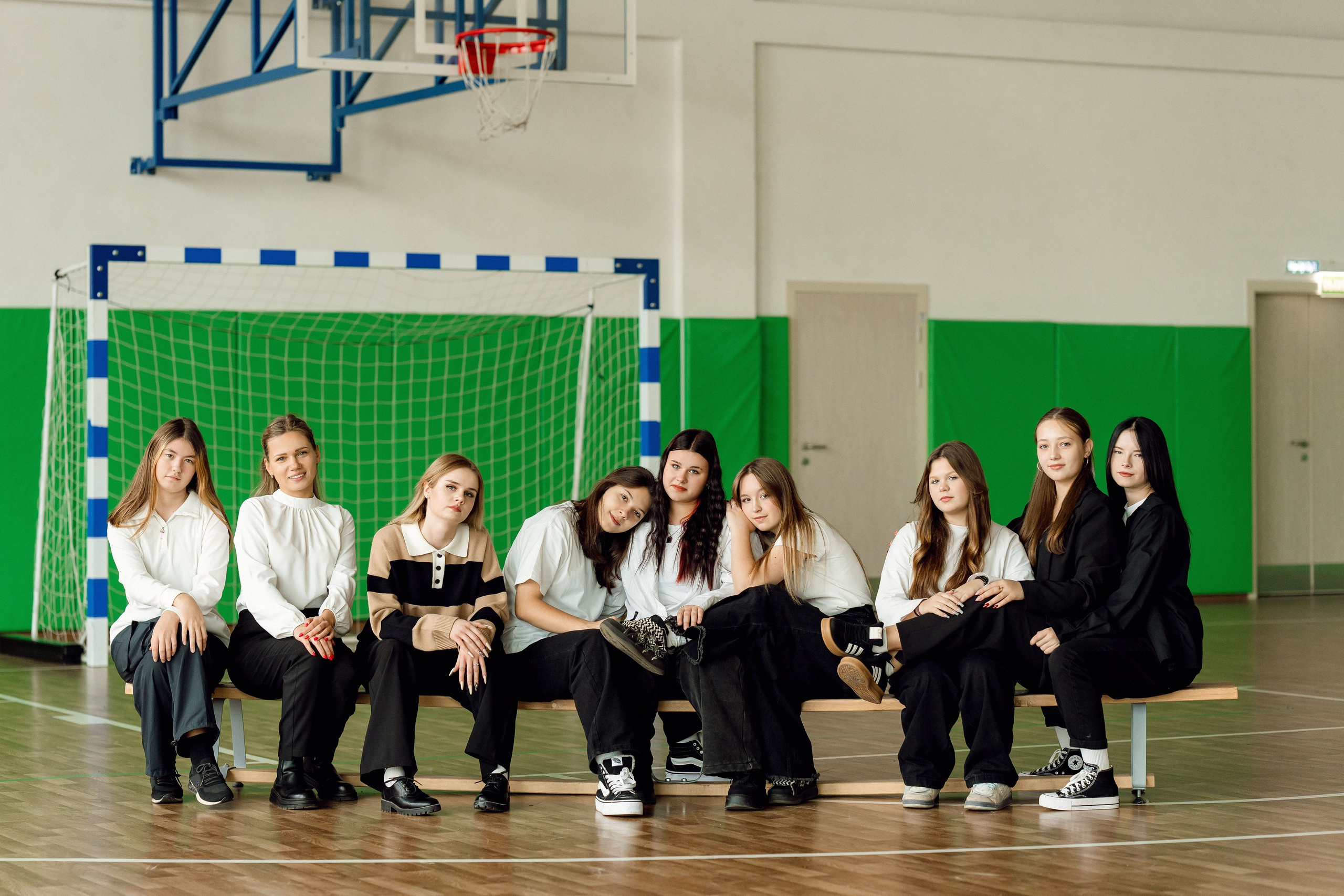 ФОТО СТАРШАЯ ШКОЛА. Выпускные альбомы ДНР, Донецк