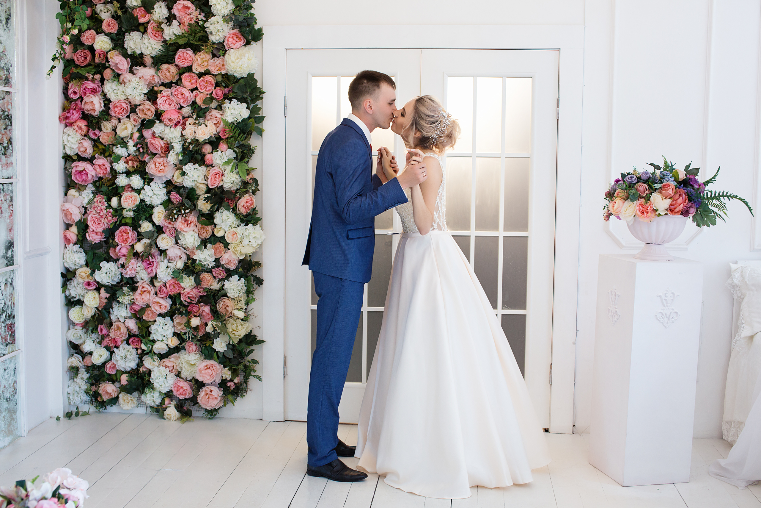 Свадебная съёмка в студии. Свадебный и семейный фотограф/видеограф в Краснодаре Наталья Осинская