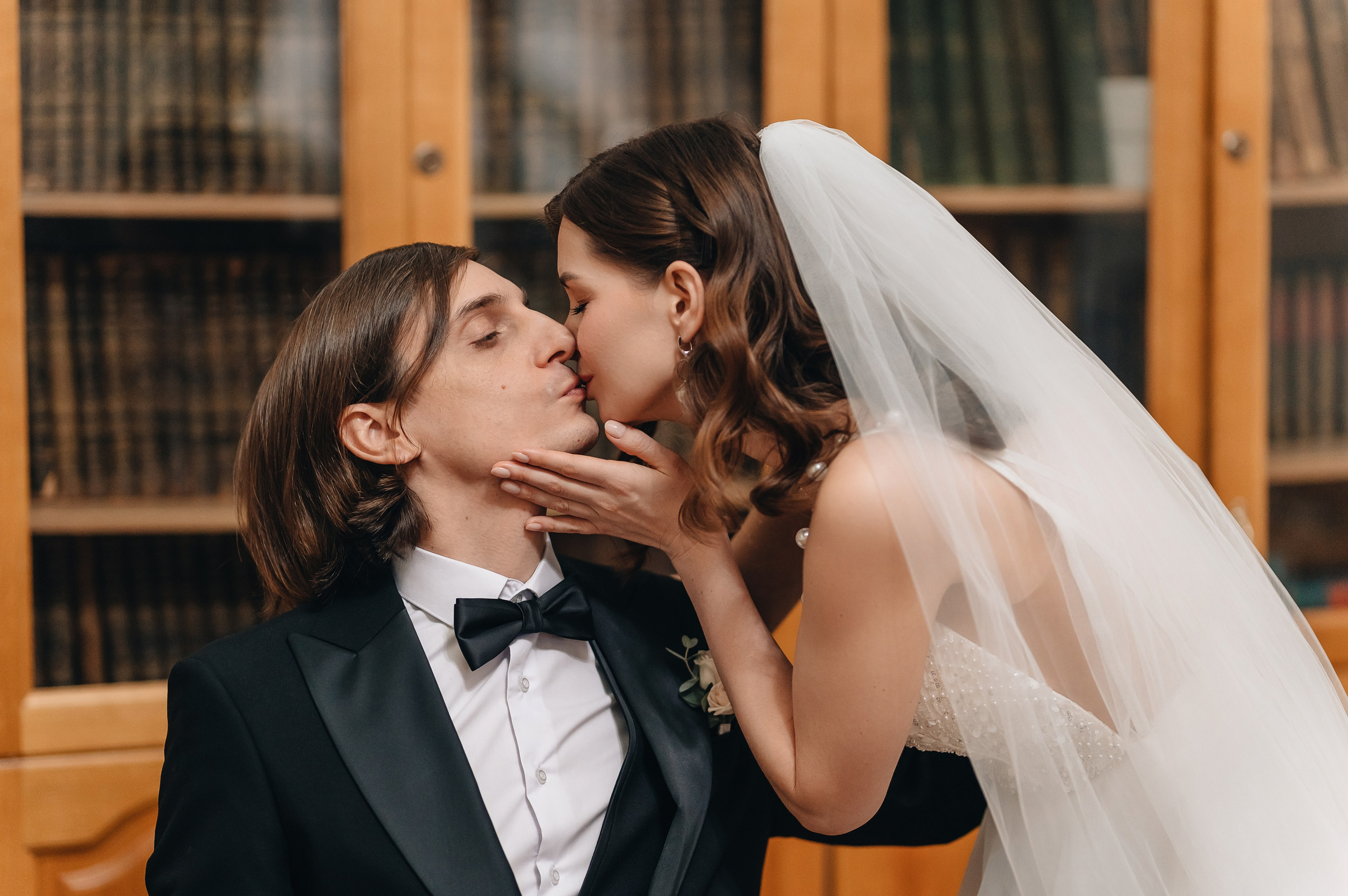 Свадебная фотосессия в библиотеке им. Пушкина. Портретный фотограф Москва Светлана Кашура