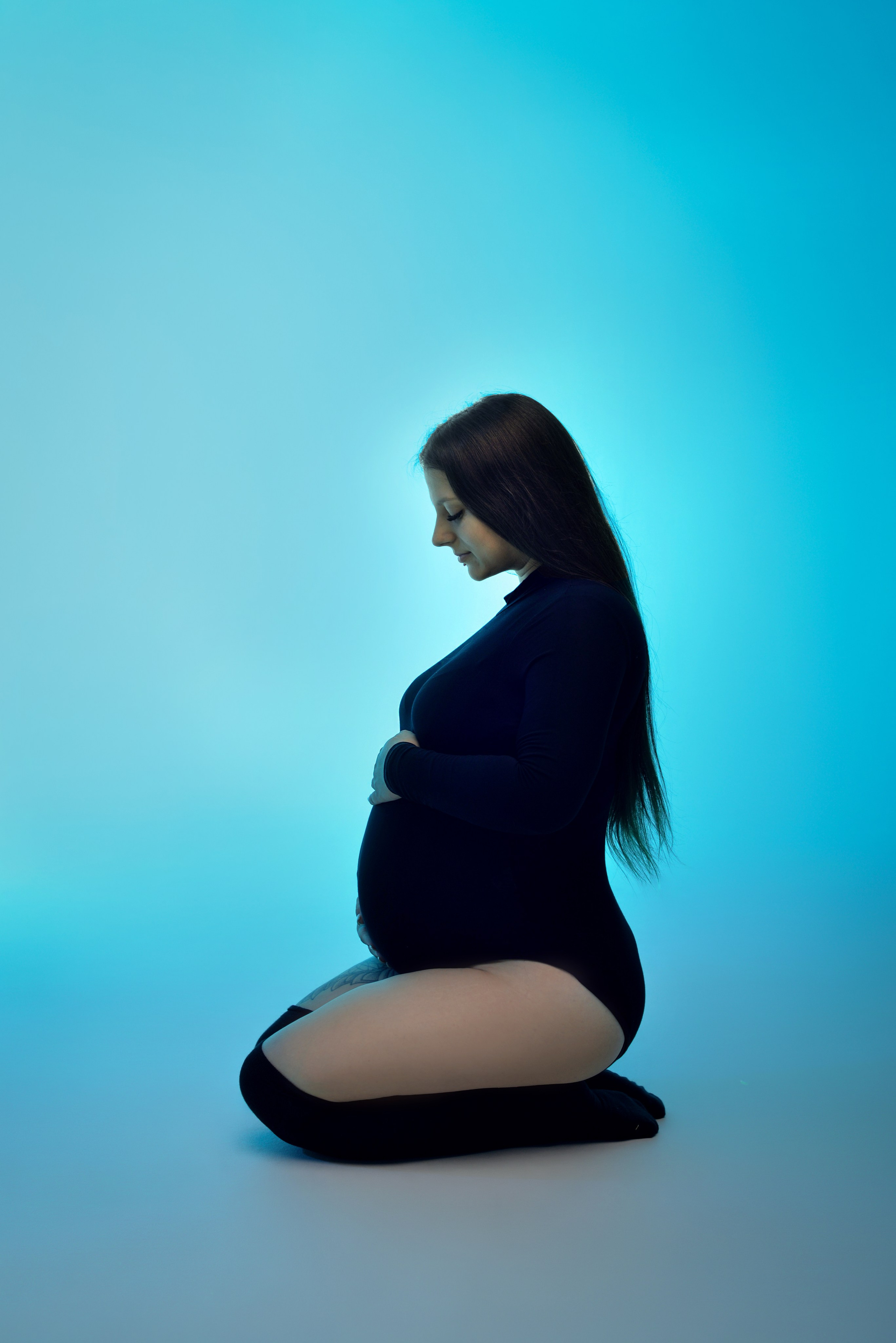 Беременность съемка, Мария с мужем в студии. Семейный и свадебный фотограф Галина Абакумова, фотосессии в Белгороде