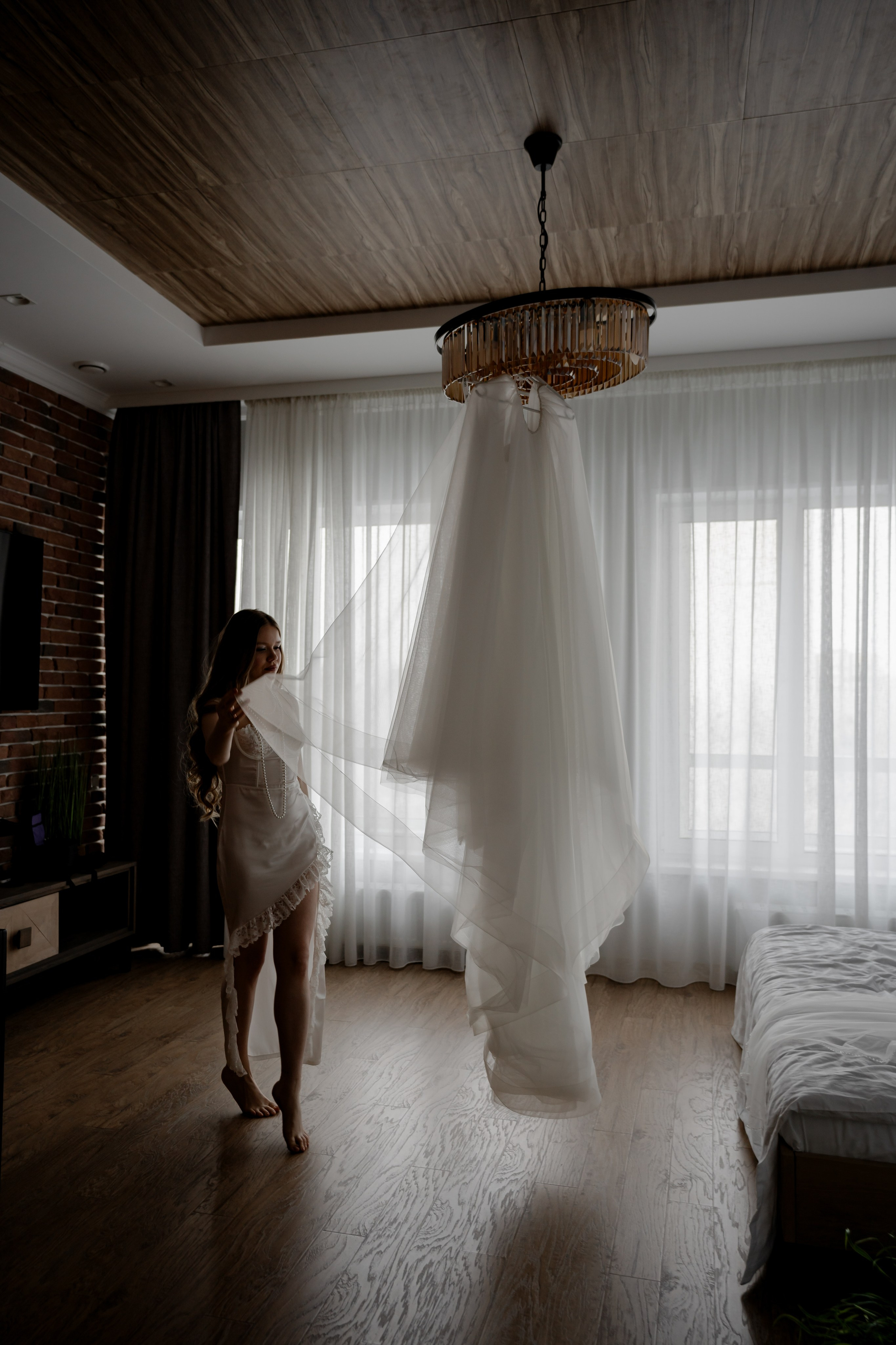 СВАДЕБНАЯ СЬЕМКА СБОРОВ В ОТЕЛЕ И ВЫЕЗД НА ЦЕРЕМОНИЮ (СНЯТО В СИБИРЕ В НИЖНЕВАРТОВСКЕ). Профессиональный фотограф, Санкт-Петербург — Виктория Богомолова