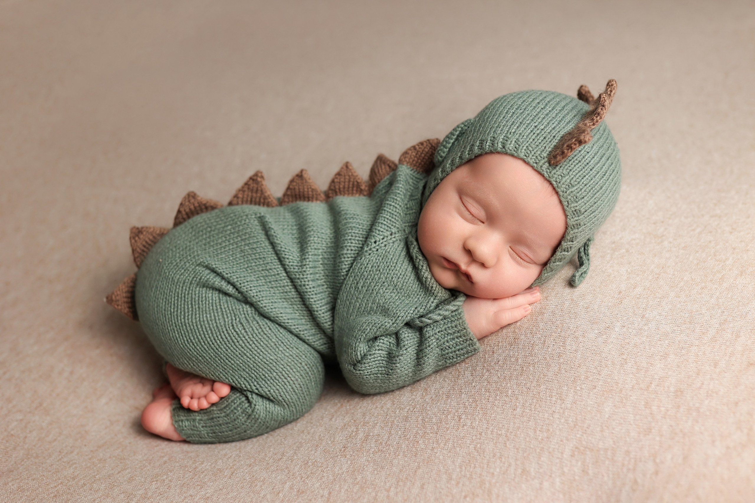 Новорождённые. Фотограф новорождённых г. Салехард