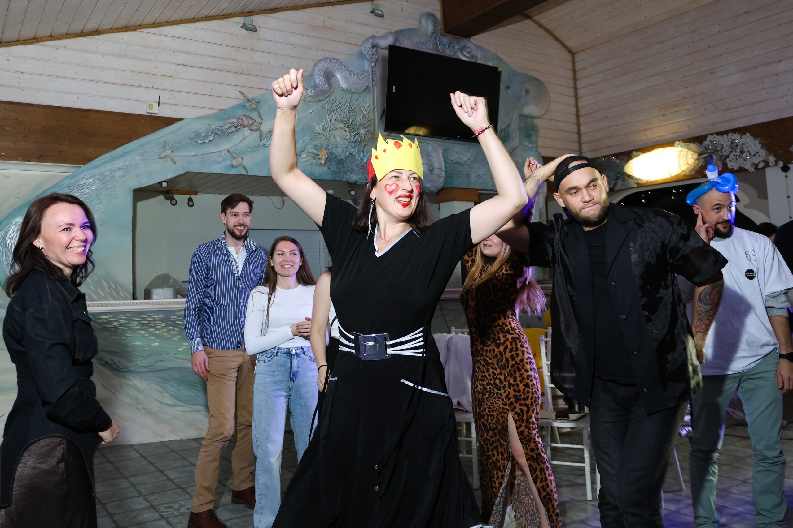 Тиндер смена в лагере для взрослых «Изи». Фотограф Дарья Попова