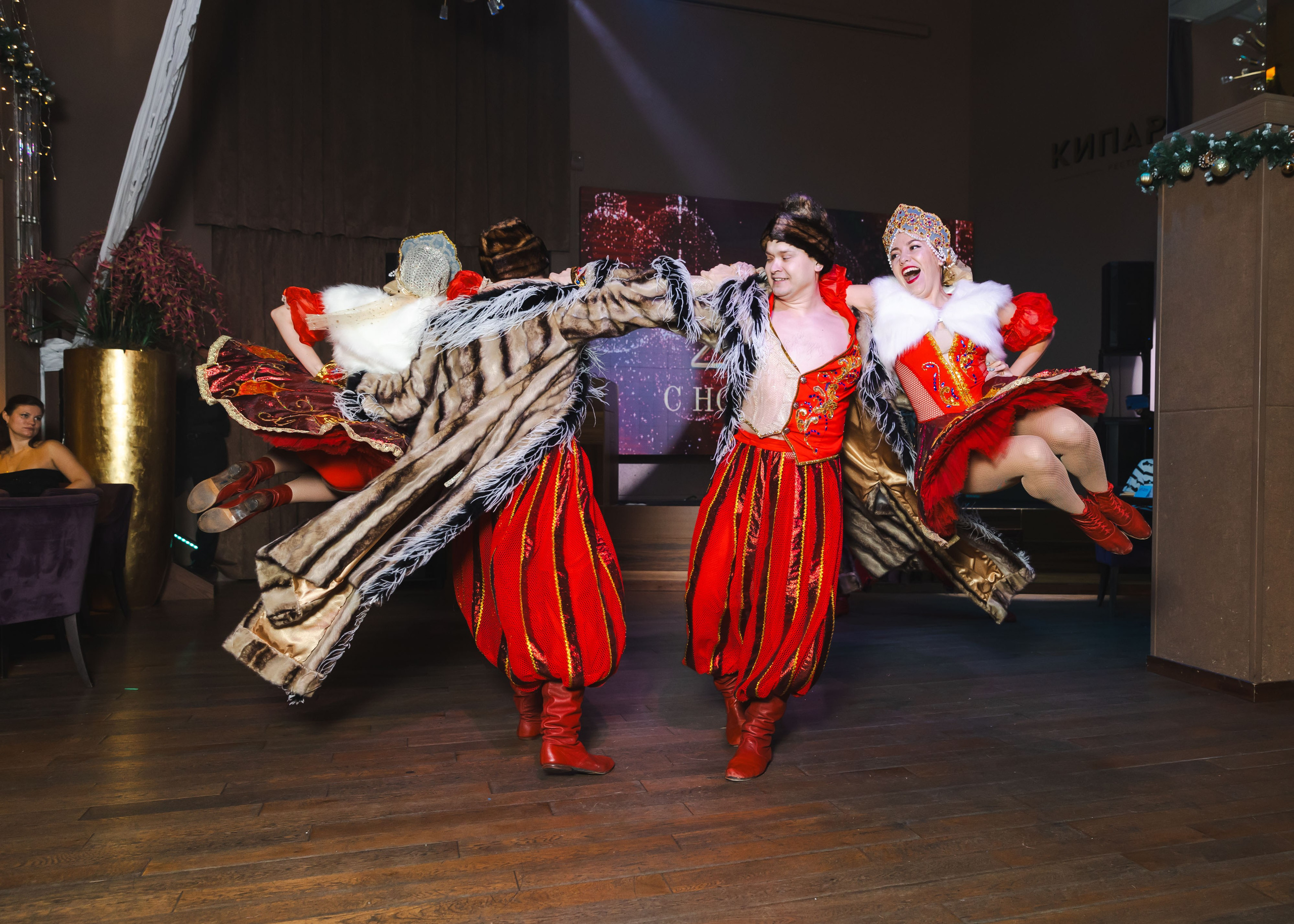 Предновгодка Кипарис 2024. ФОТОГРАФ ВИНОГРАДОВА ДАРЬЯ