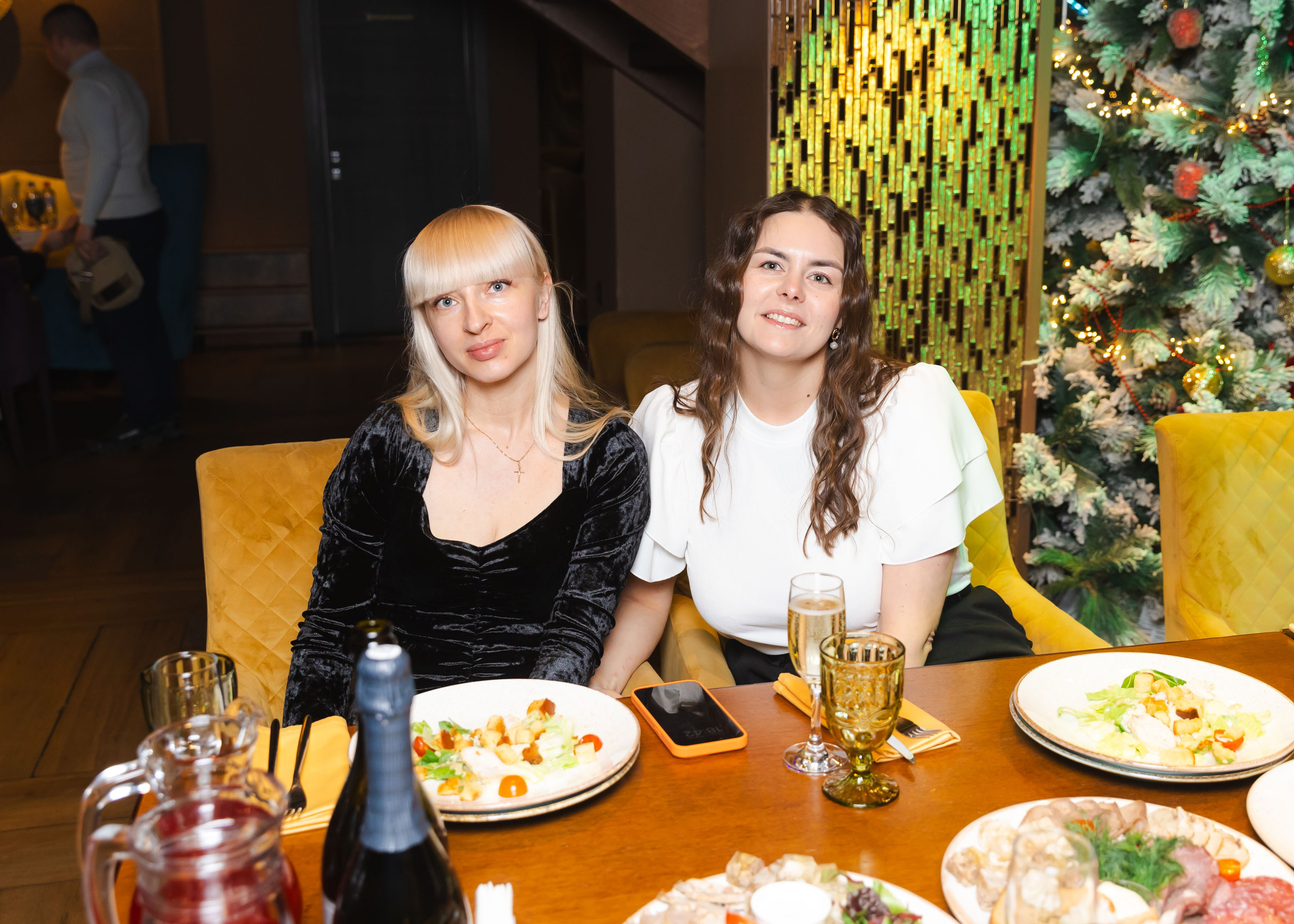 Предновогодка кипарис 2025. ФОТОГРАФ ВИНОГРАДОВА ДАРЬЯ