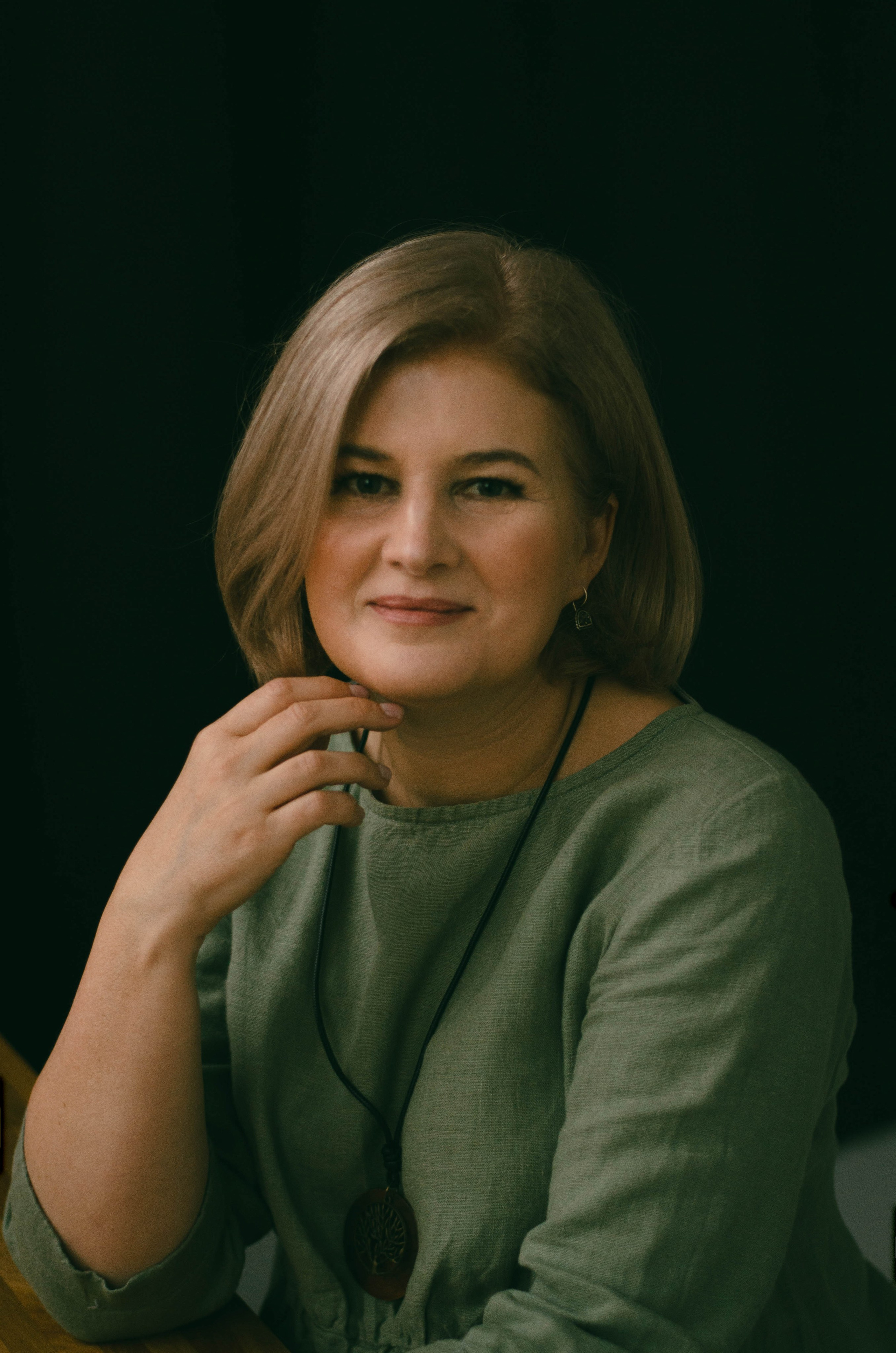 Вышивальщица. Фотосессии по мотивам сказок и фильмов — Катерина Исауленко. СПб