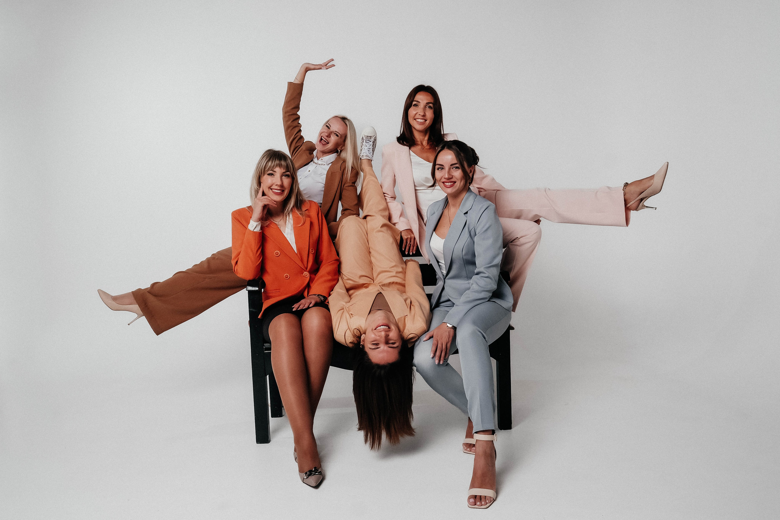 Команда Агентства Недвижимости. Главная