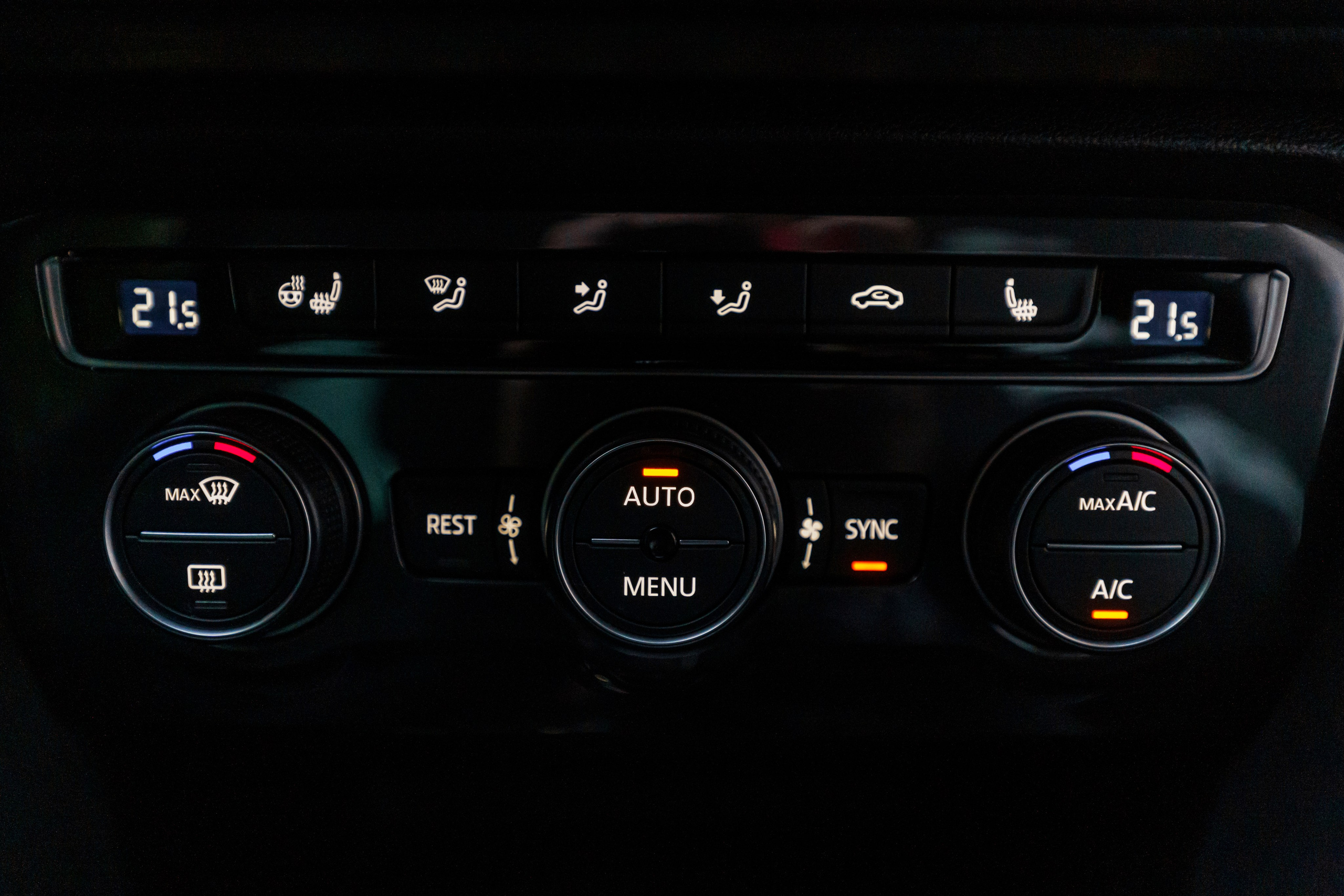 Съёмка автомобилей на продажу. Автомобильный фотограф в Москве | Базилев Александр