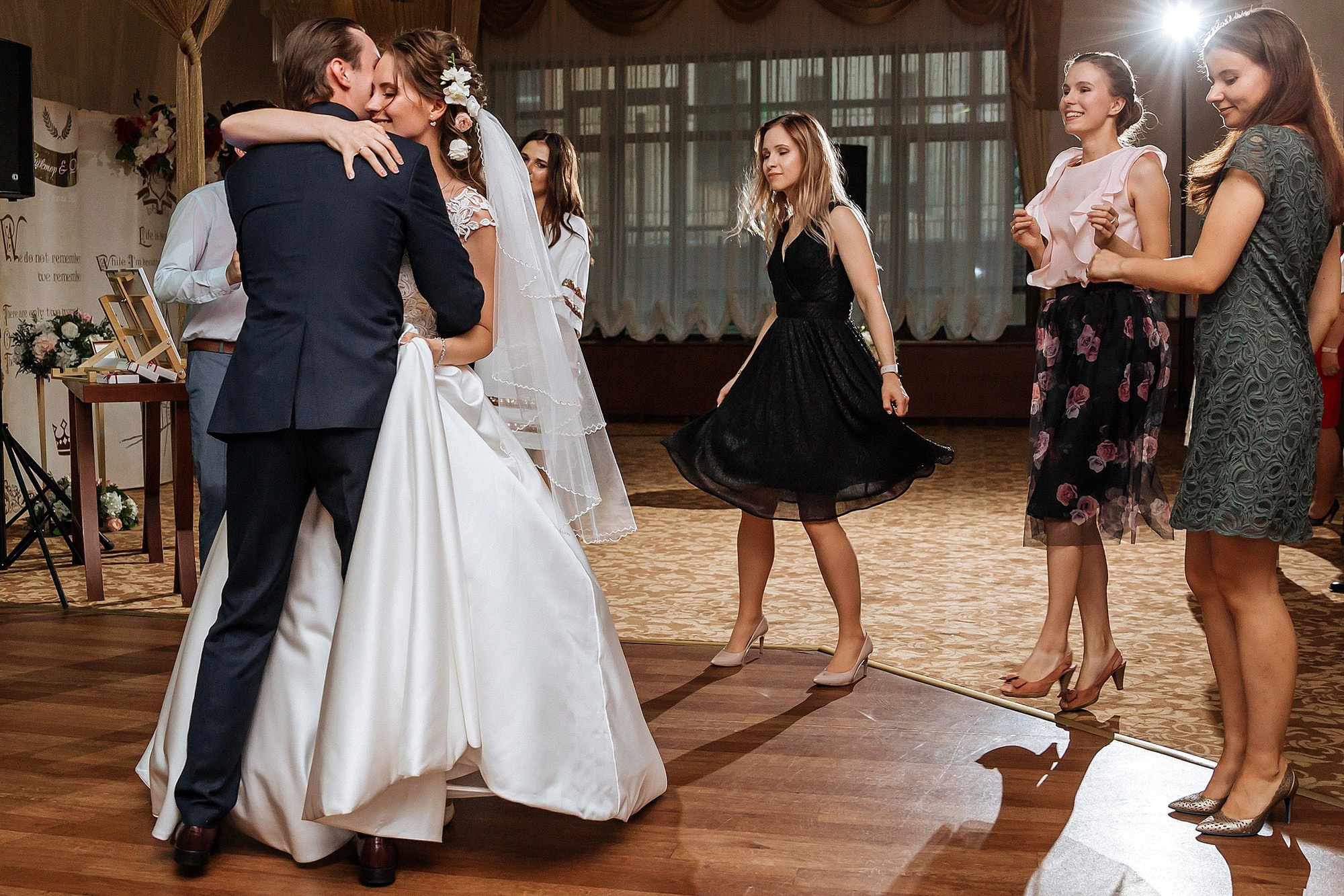 Виктор & Дарья. Свадебный фотограф Минск