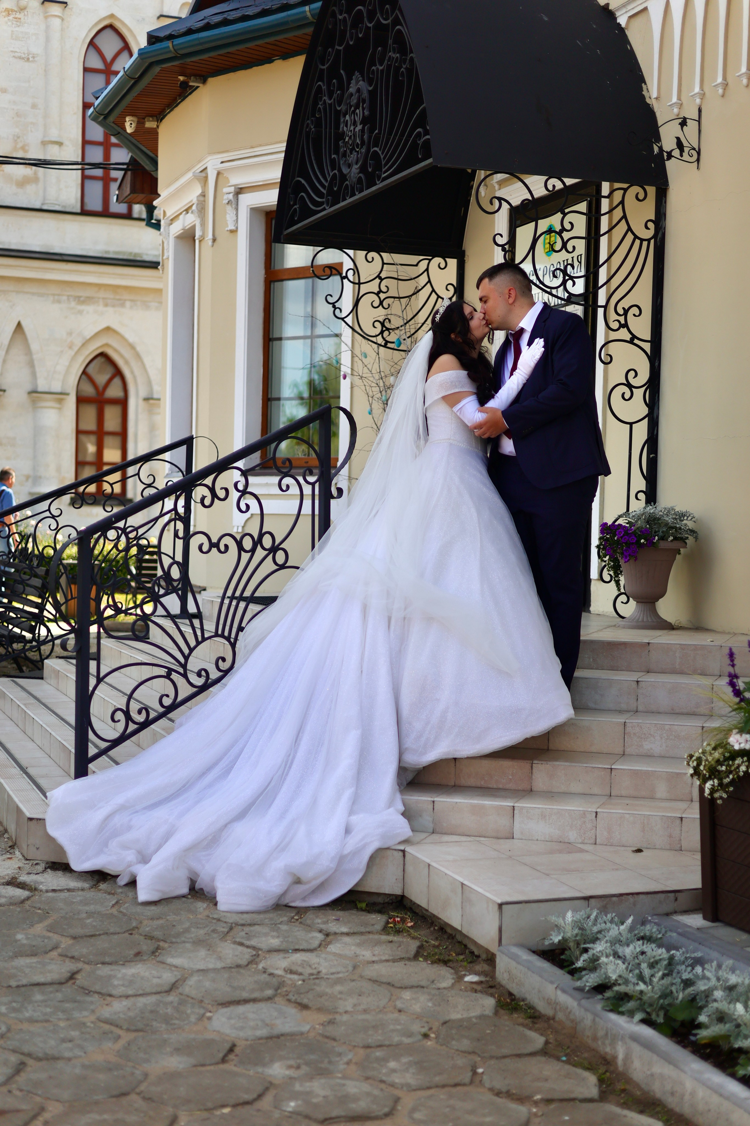 Свадебная фотосессия в Раменском недорого. Свадебный и семейный фотограф-Королева Натали/Раменское-Жуковский-Москва/тел.+7 (985) 153-75-43