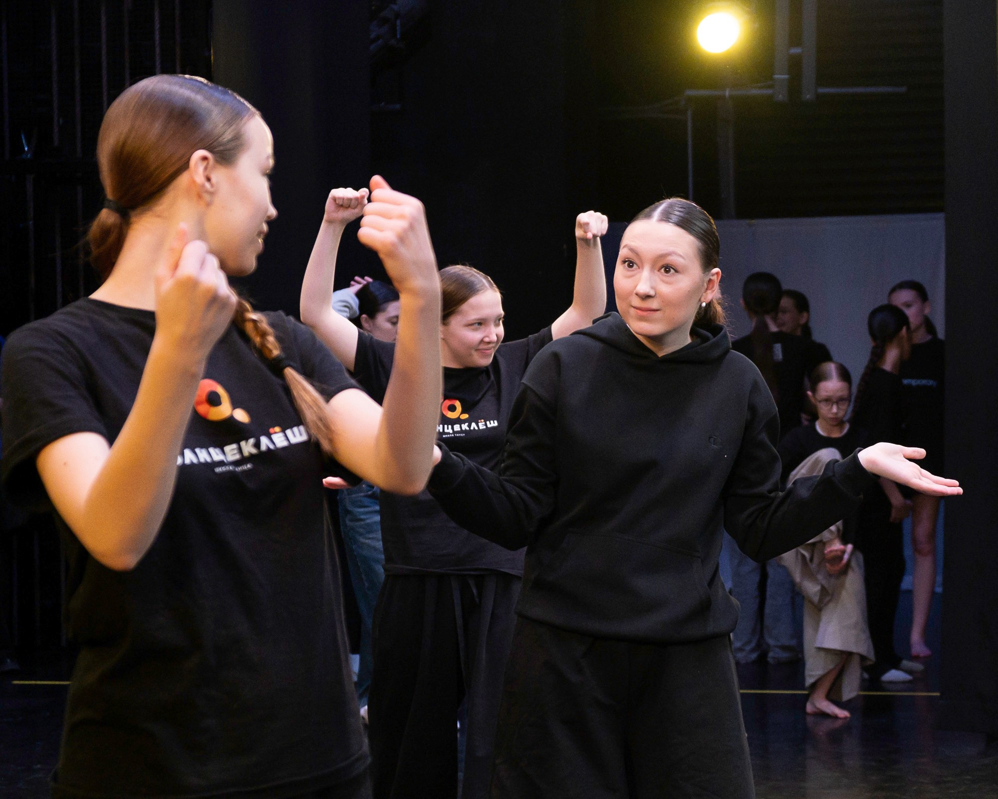 Живи танцуя 26.04.26. Репортажный фотограф в Казани Павел Серпокрылов