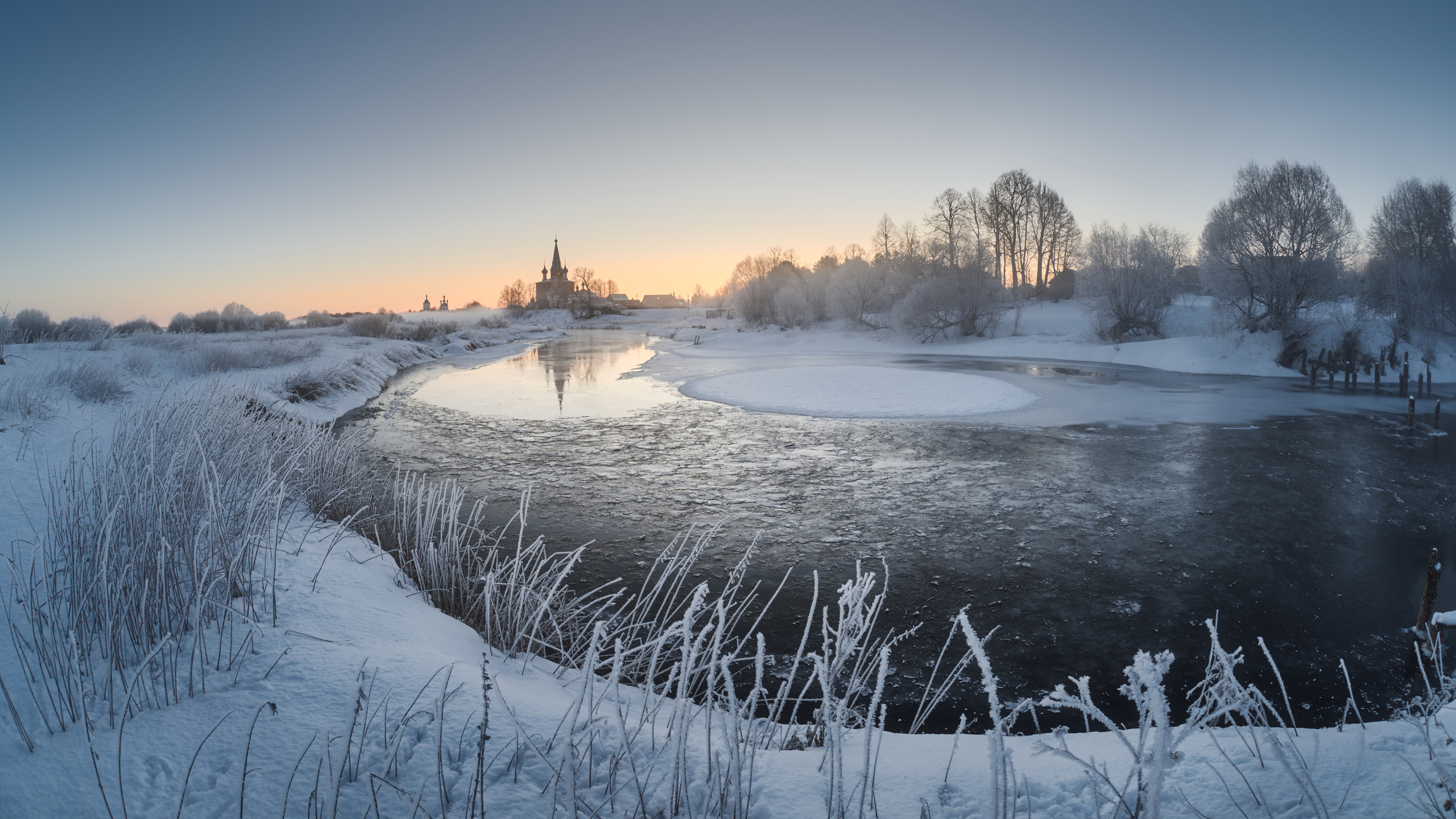 Река Теза. Ивановская область, с. Дунилово