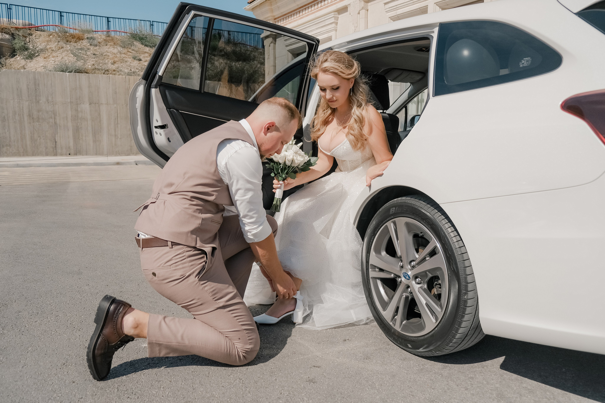 Профессиональная фотосъемка в Крыму. Натуральные эмоции и живые кадры. Забронируйте дату прямо сейчас!