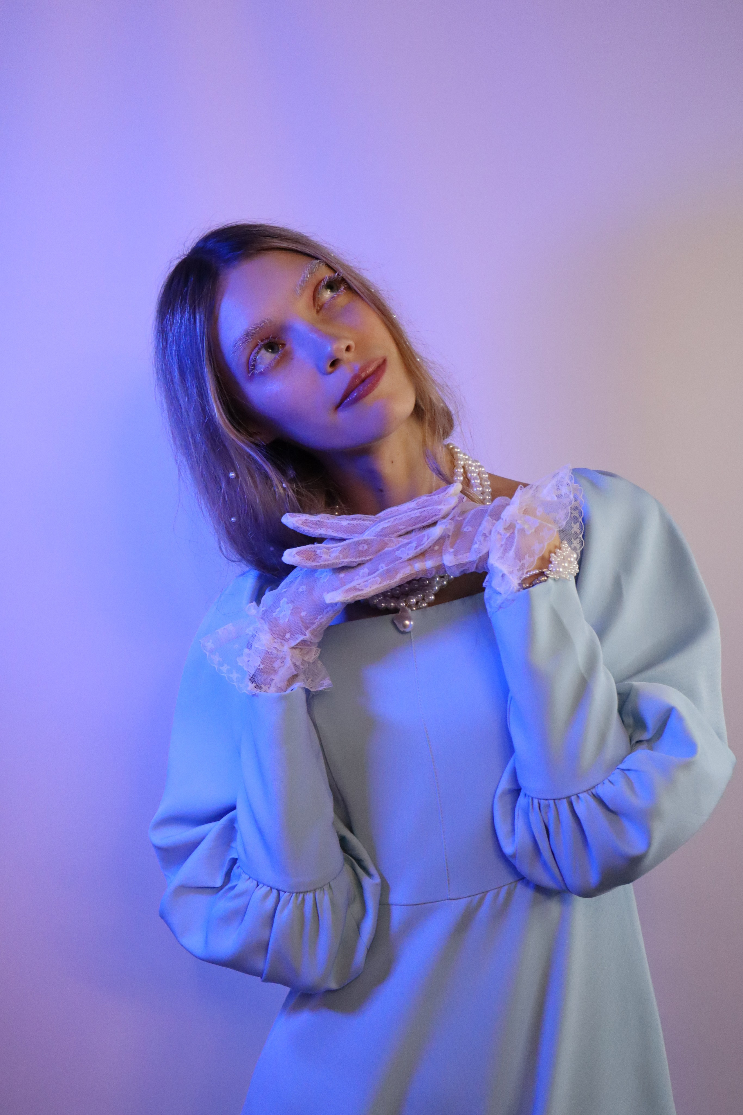 Студийный женский портрет