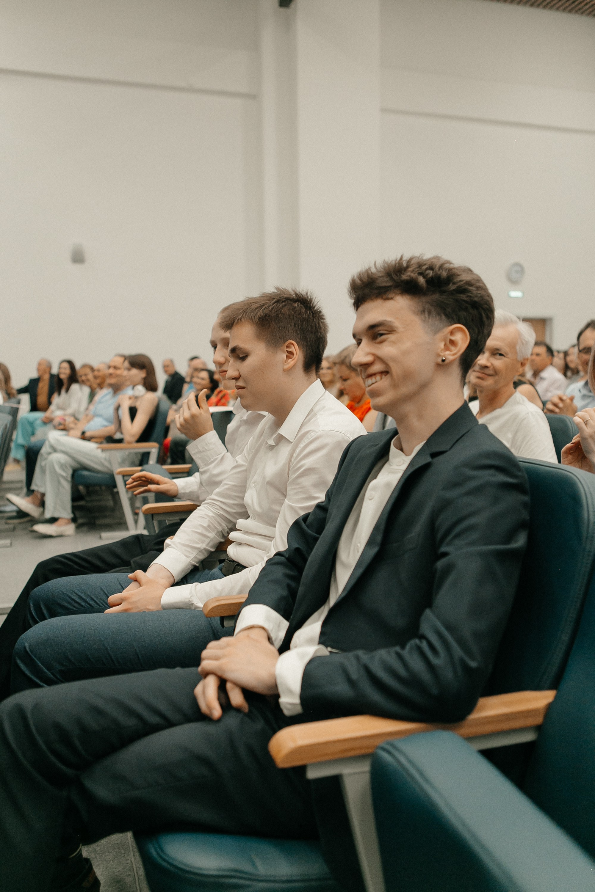 Гимназия 17. 2. Выпускной альбом