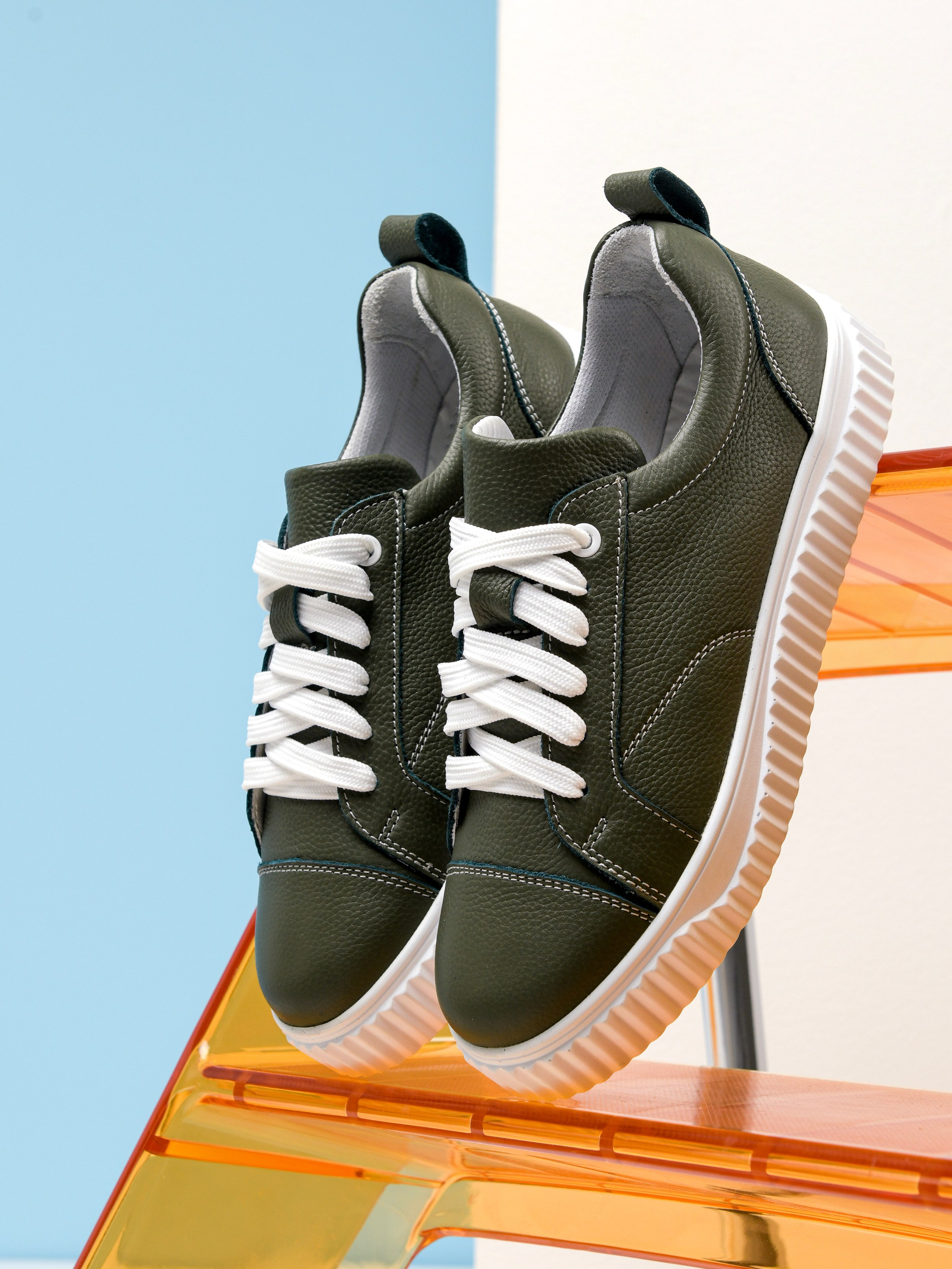 Съемка обуви для маркетплейс. Фотосъемка для маркетплейс в Краснодаре