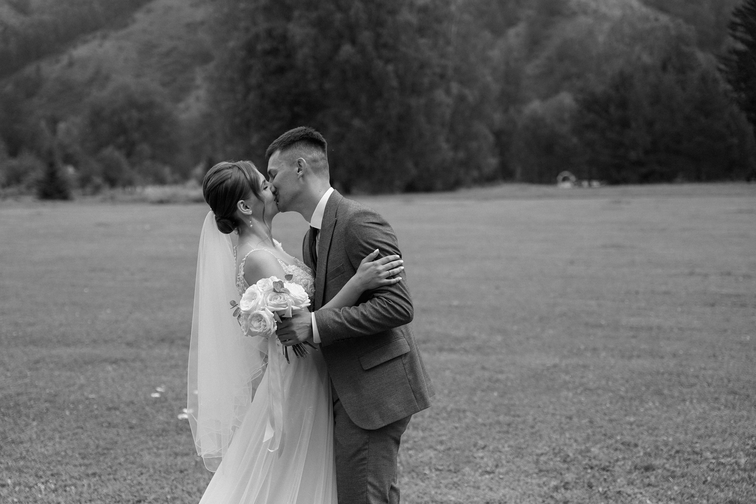 Фотограф на свадьбу в Геленджике. VISUAL ARTIST · KRONGAUZ ANASTASIA