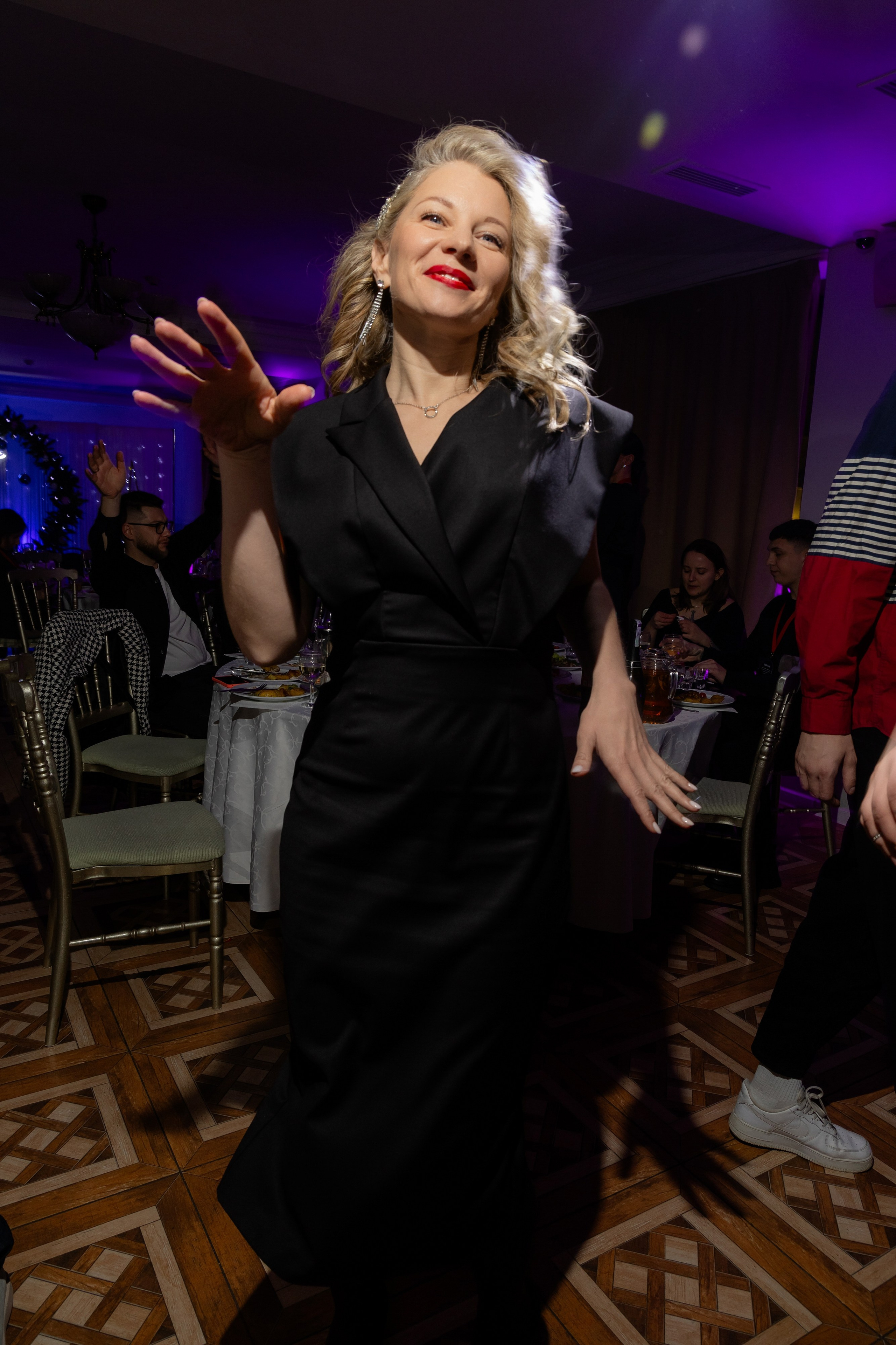 Корпоративная фотосъемка для кафе GARAGE | Новый год 2025 | Минск. Свадебный фотограф в Минске/Беларуси Сергей Спиридонов