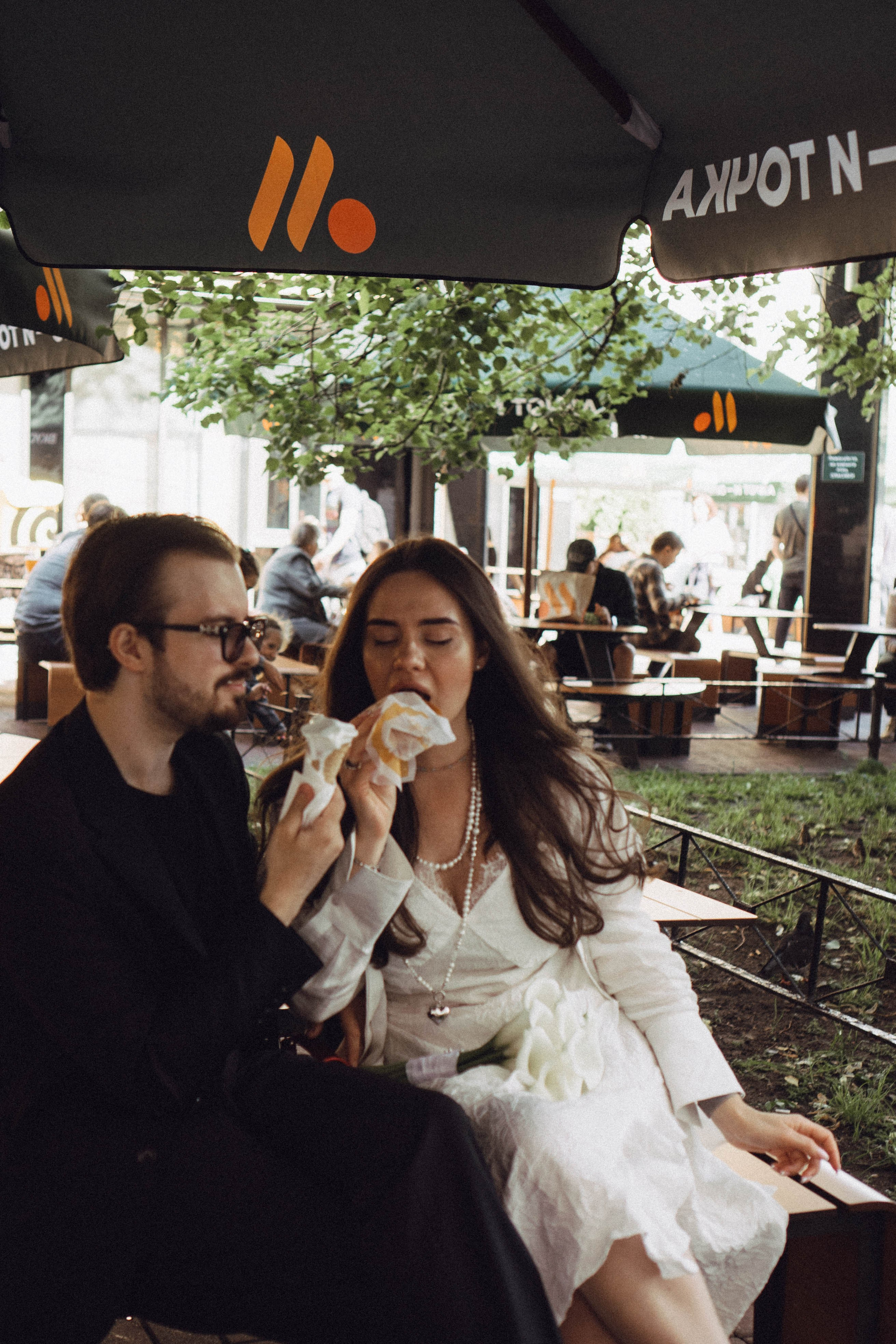 СВАДЕБНАЯ СЬЕМКА В ПАРКЕ ПОБЕДЫ И ПРОГУЛКА ПО МОСКОВСКОМУ ПРОСПЕКТУ. Профессиональный фотограф, Санкт-Петербург — Виктория Богомолова