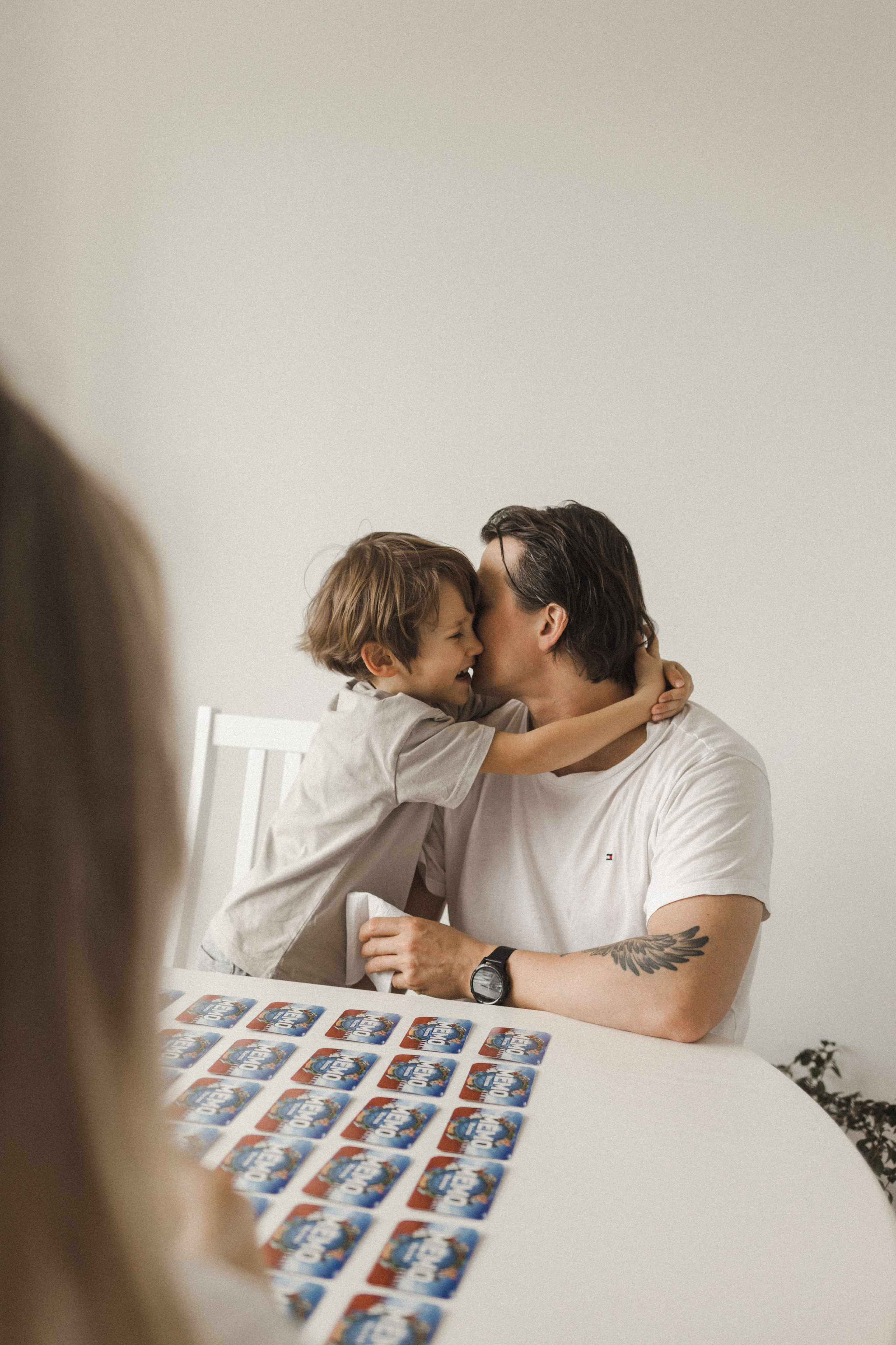 Катя, Паша, Валера и Родион ждут братика. Семейный фотограф в Москве