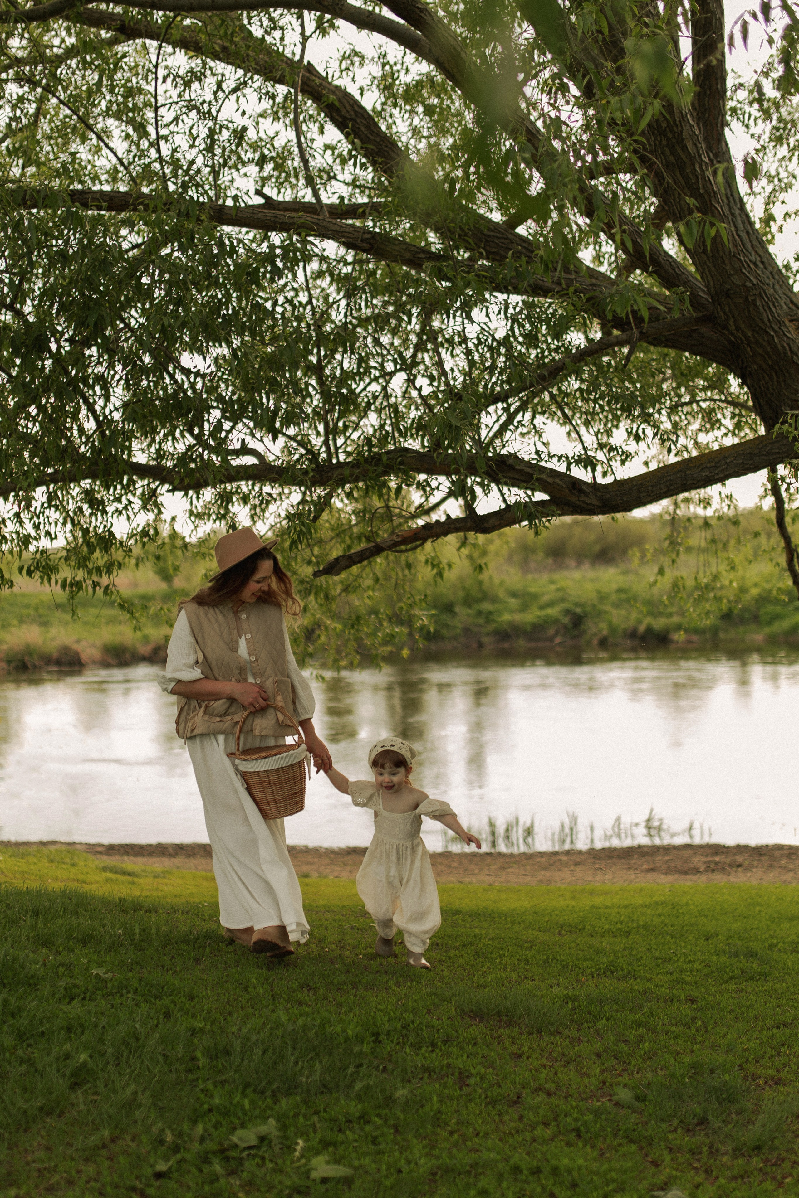 Настя и София. Главная