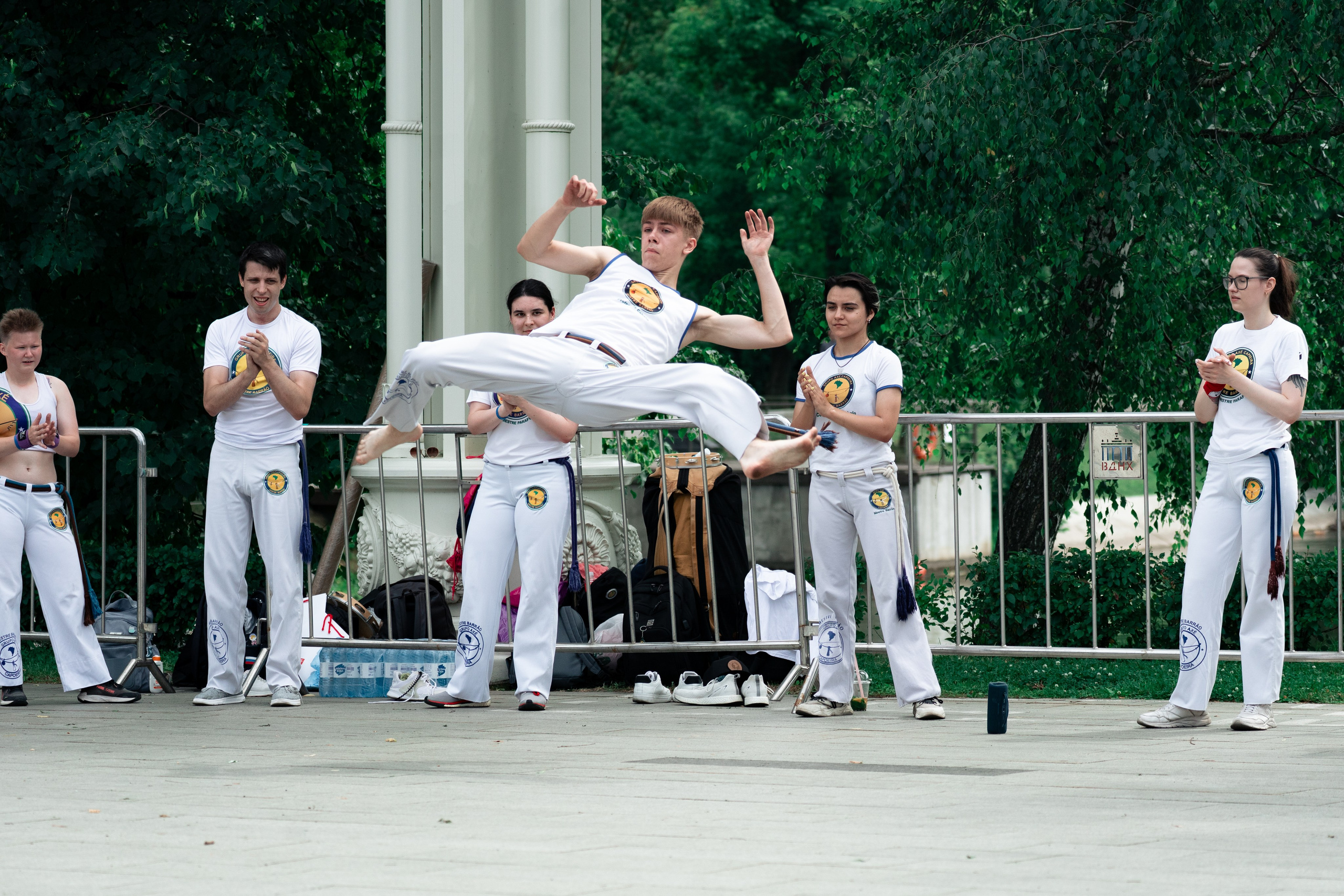 Открытый класс AXE Capoeira на фестивале неолимписких видов спорта на ВДНХ 2025 г:. Фотограф в Москве Ткаченко Владимир