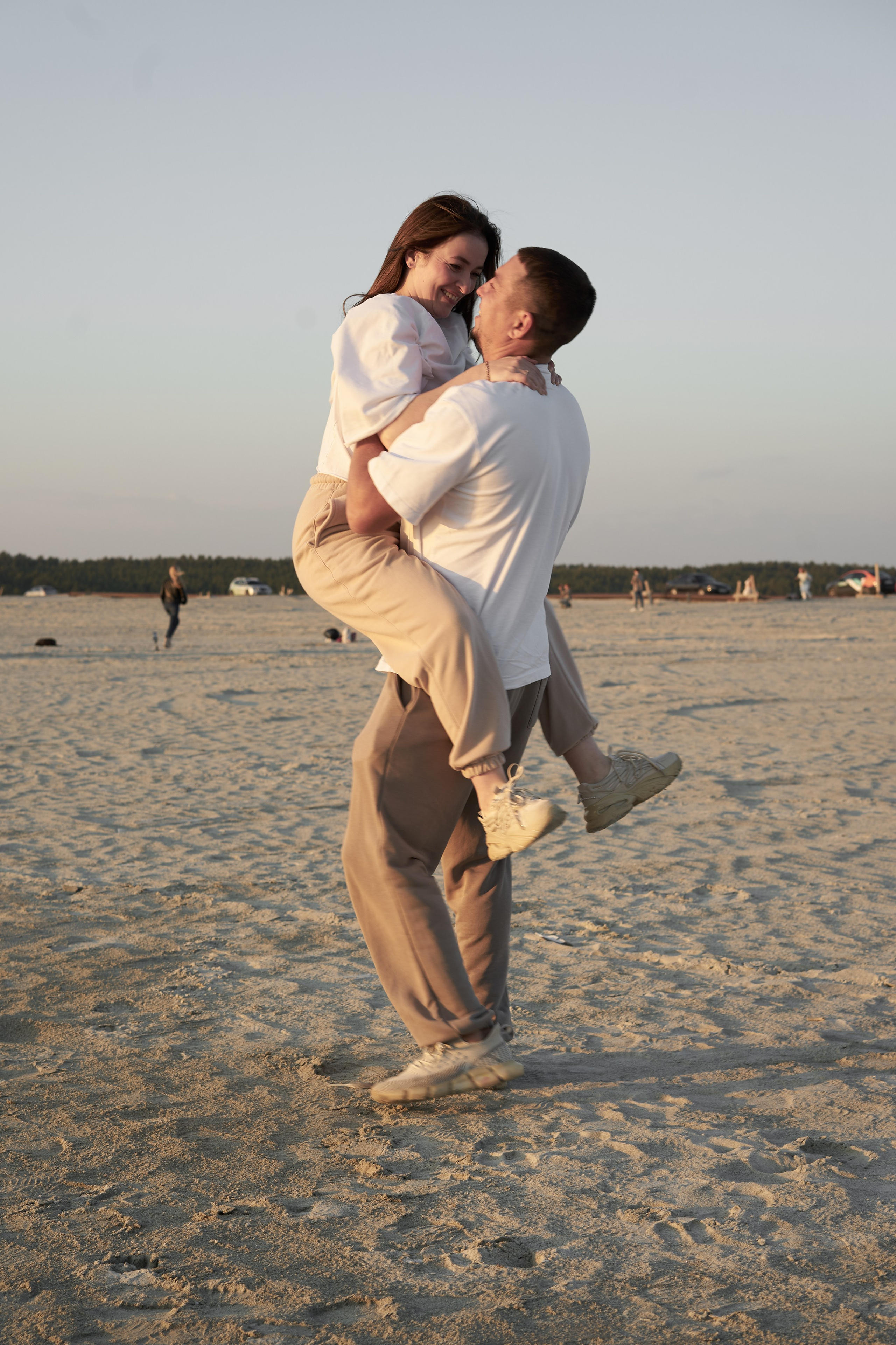 Семейная фотосессия на закате в песках. Фотограф Екатеринбург Кокшарова Александра