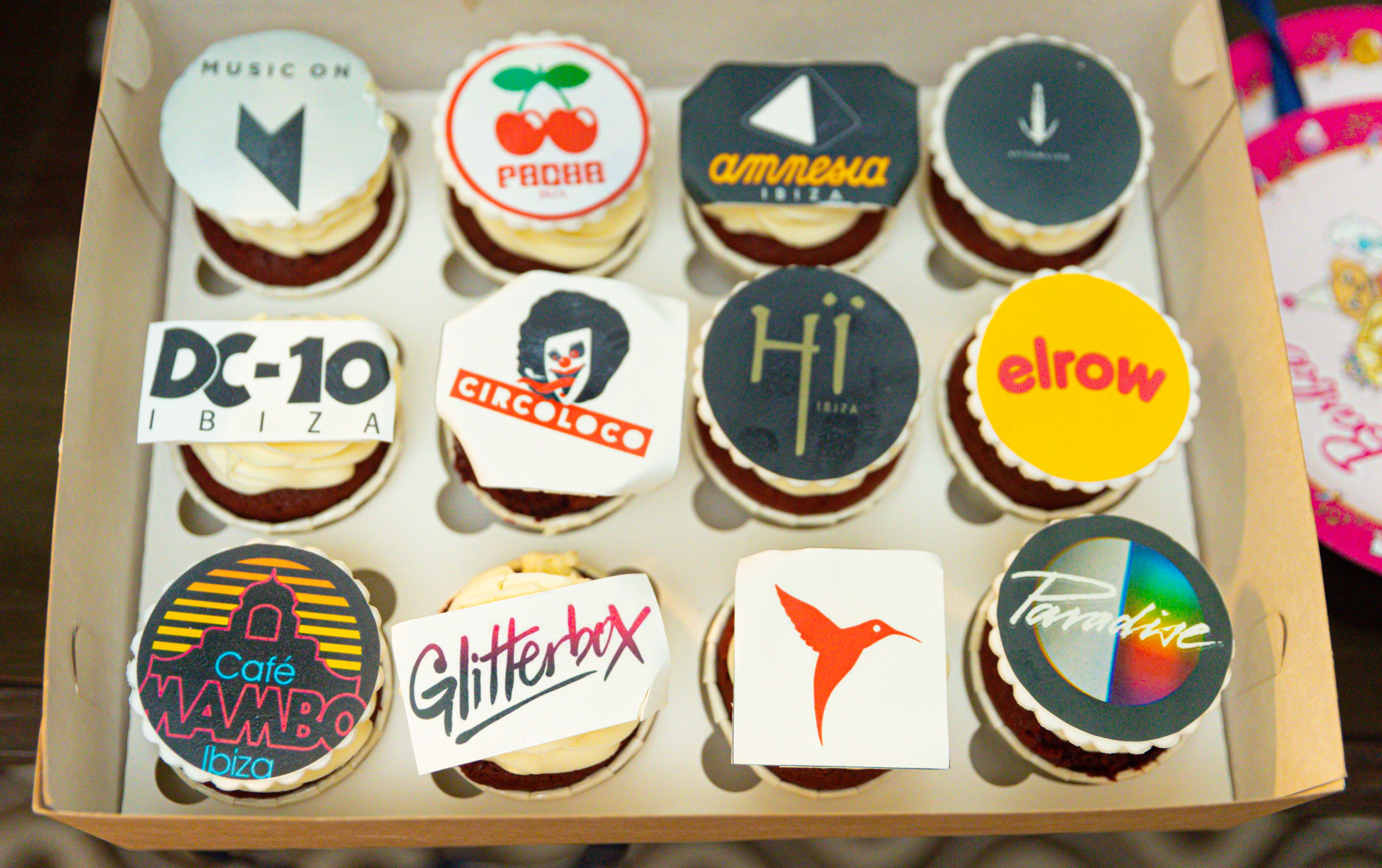 Фотосессия в День Рождения. Фотограф на праздник, корпоратив, День Рождения и Юбилей в г. Санкт-Петербурге Алексей Анкушев