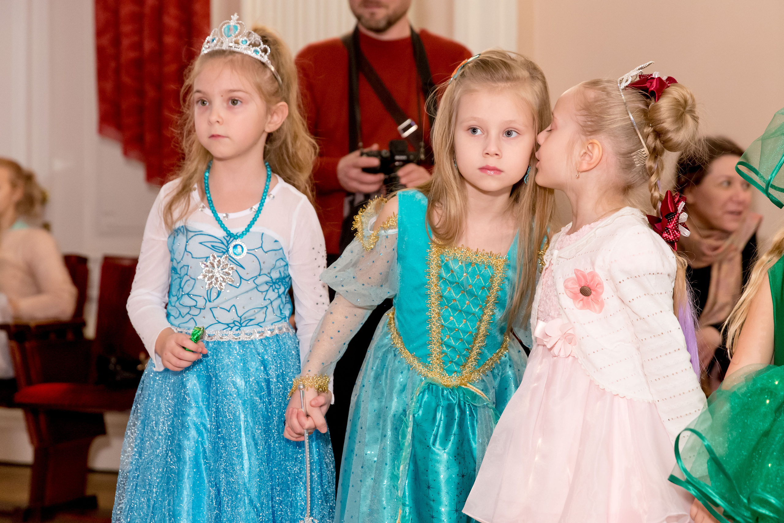 Фотосъёмка новогоднего утренника. Фотограф на праздник, корпоратив, День Рождения и Юбилей в г. Санкт-Петербурге Алексей Анкушев