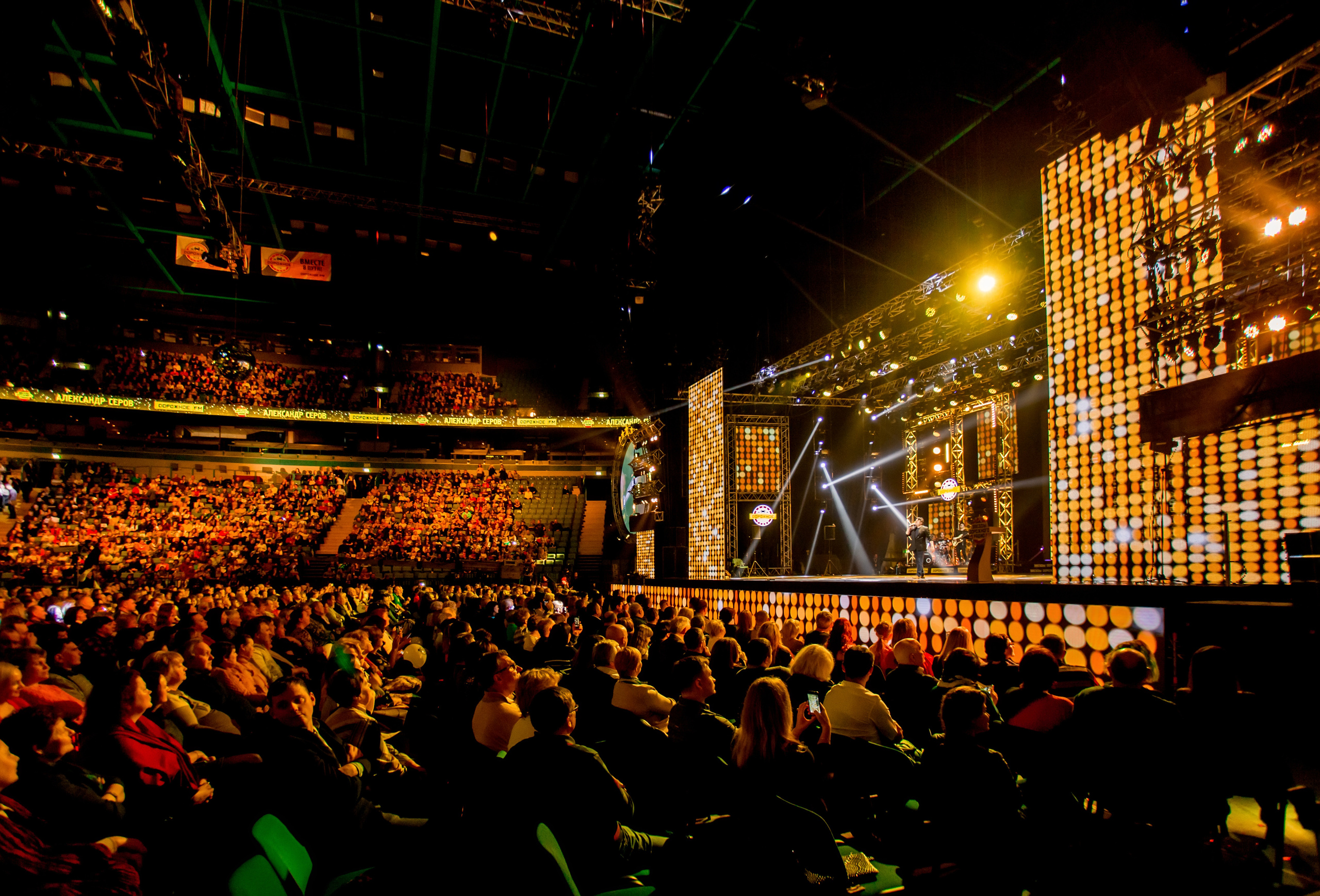 Фотосъёмка концерта Звёзды дорожного радио. Фотограф на праздник, корпоратив, День Рождения и Юбилей в г. Санкт-Петербурге Алексей Анкушев