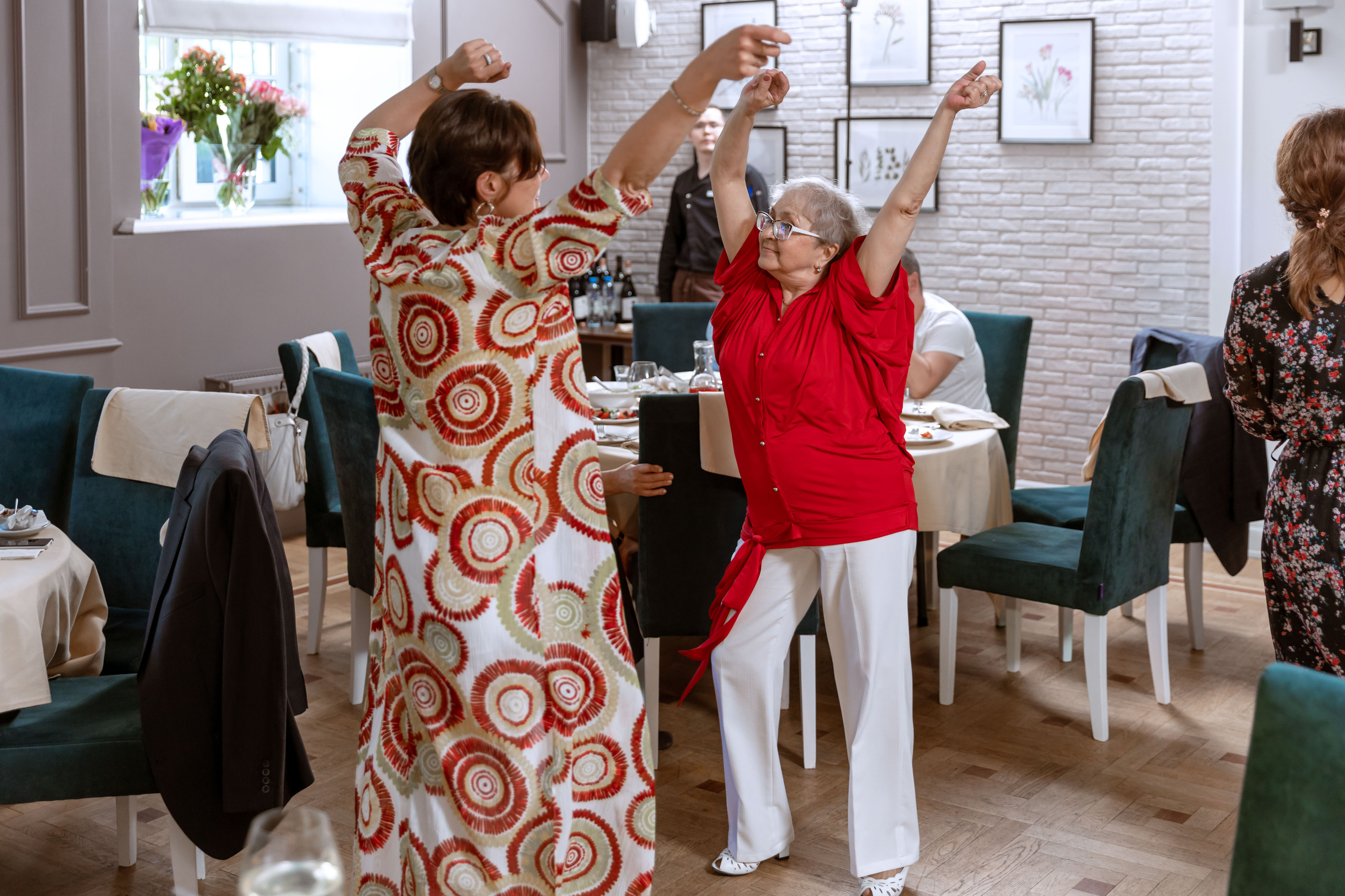 Фотограф на юбилей пригласить заказать. Фотограф на праздник, корпоратив, День Рождения и Юбилей в г. Санкт-Петербурге Алексей Анкушев